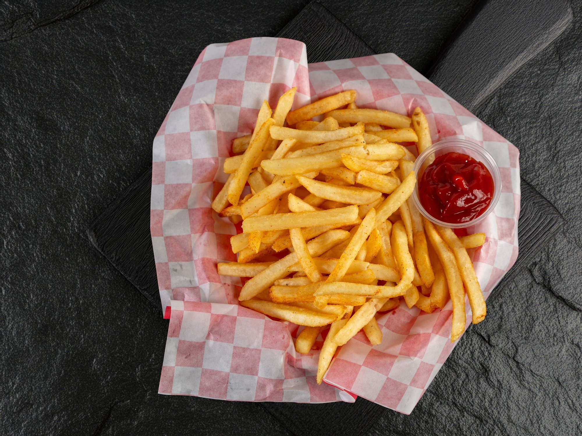 French Fries / بطاطس مقلية