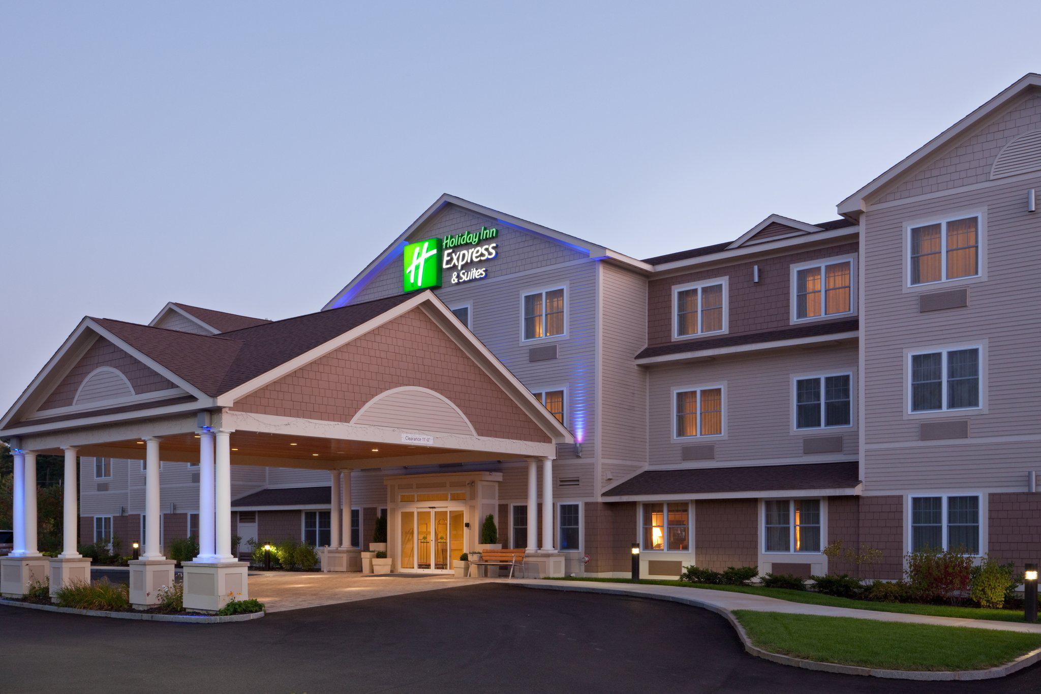 Holiday Inn Express & Suites Tilton - Lakes Region Photo