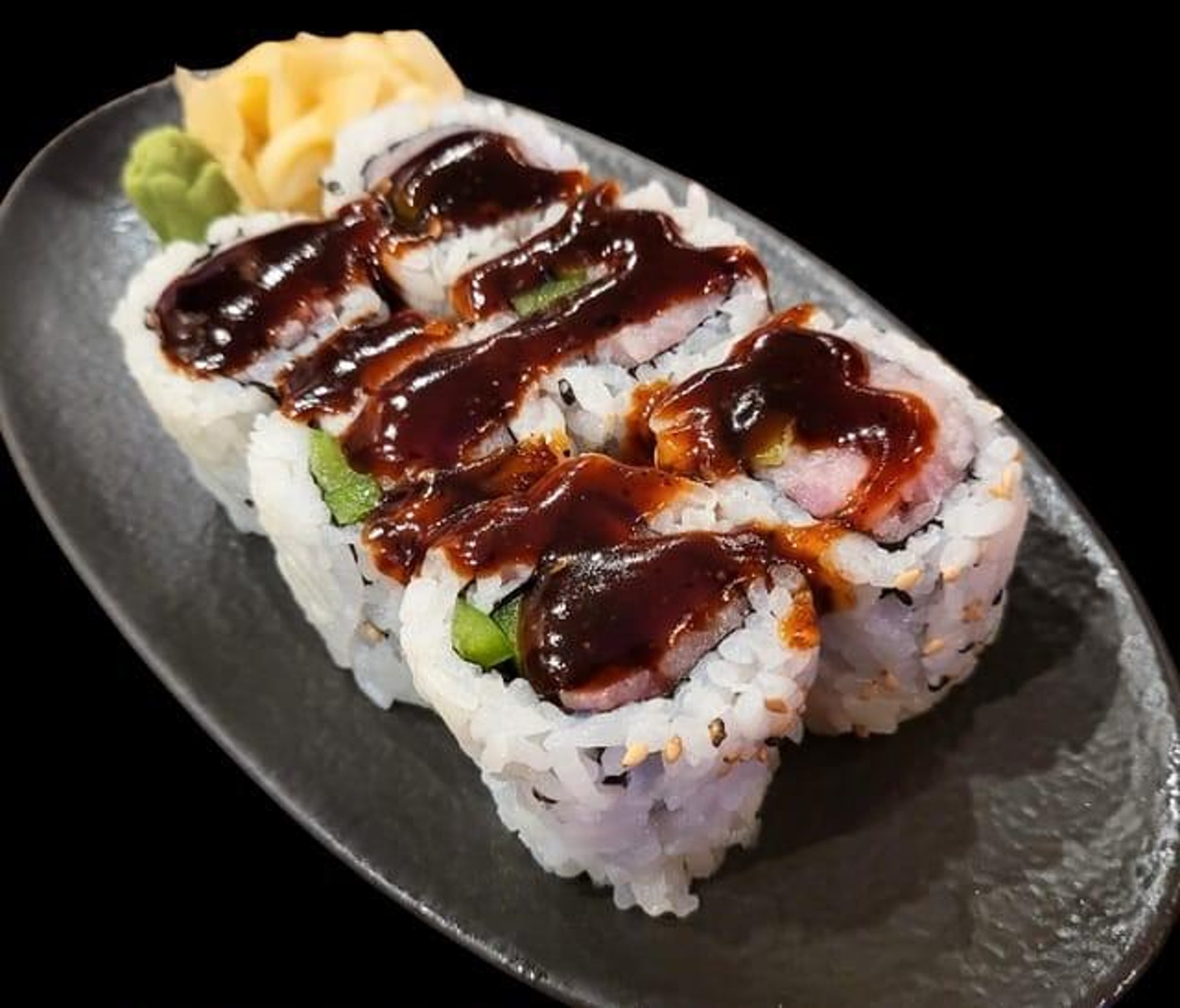 Spicy Yellowtail Roll (Hawaiian)