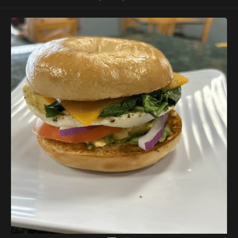 Avocado Egg Whites Bagel