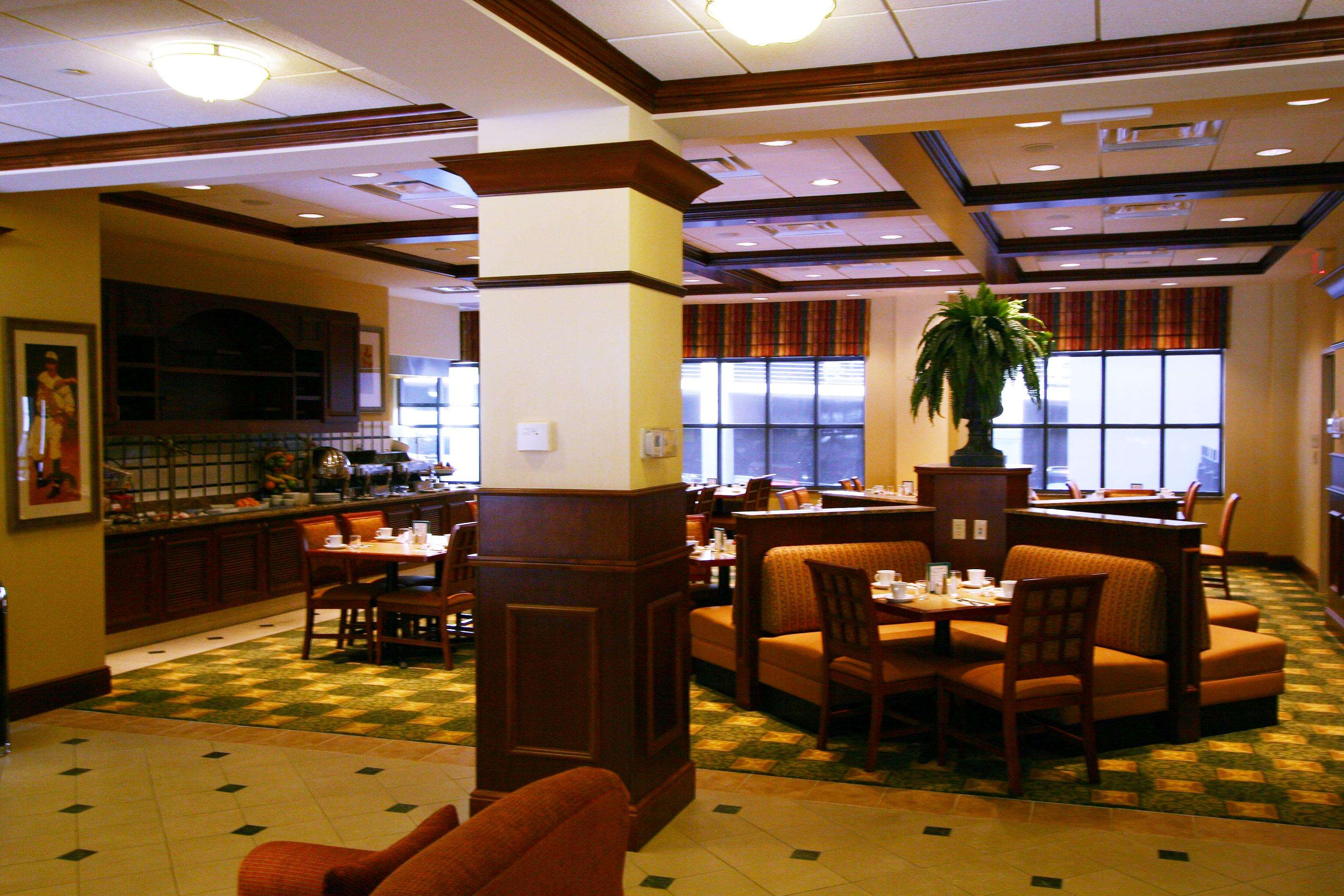 Hilton Garden Inn Bloomington Photo