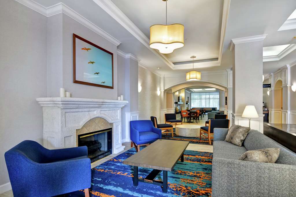 Hampton Inn Palm Beach Gardens Image