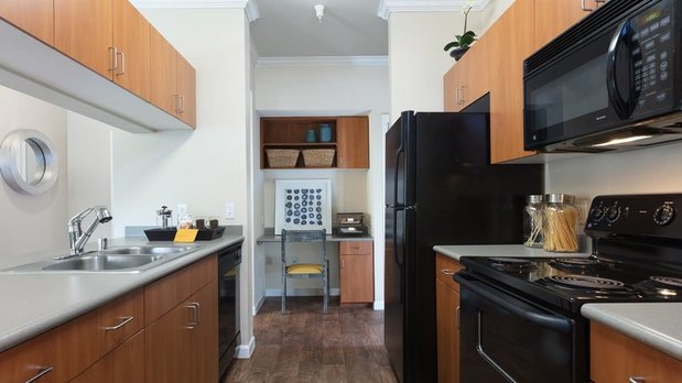 Images Avanti Apartment Homes