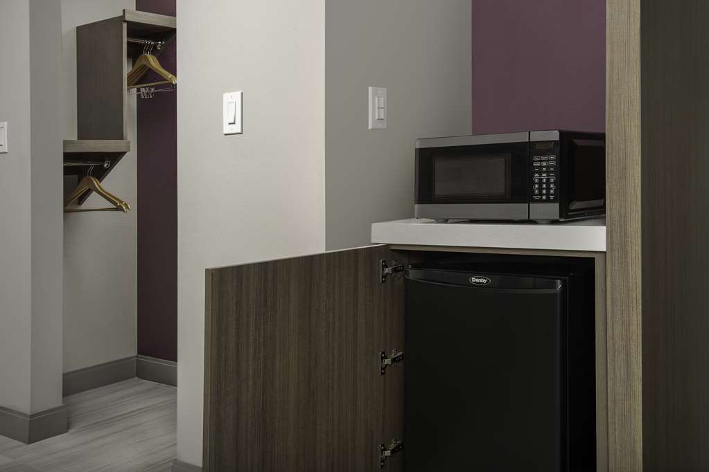 Hilton Garden Inn Pensacola Downtown Image