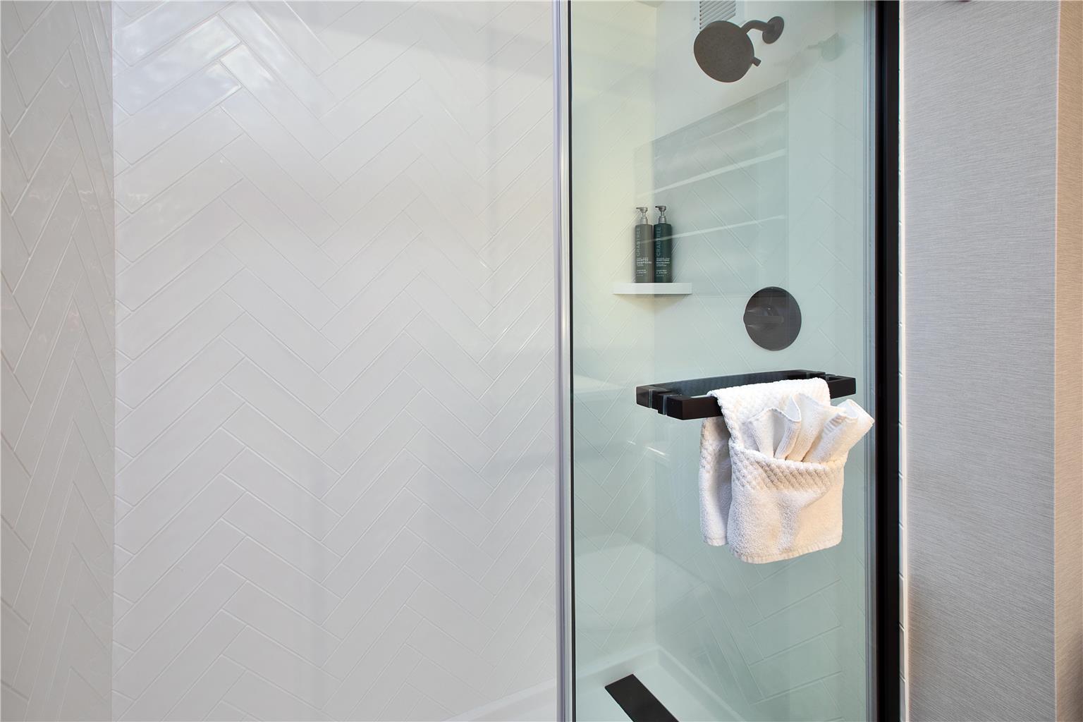 DoubleTree by Hilton Detroit Novi Image