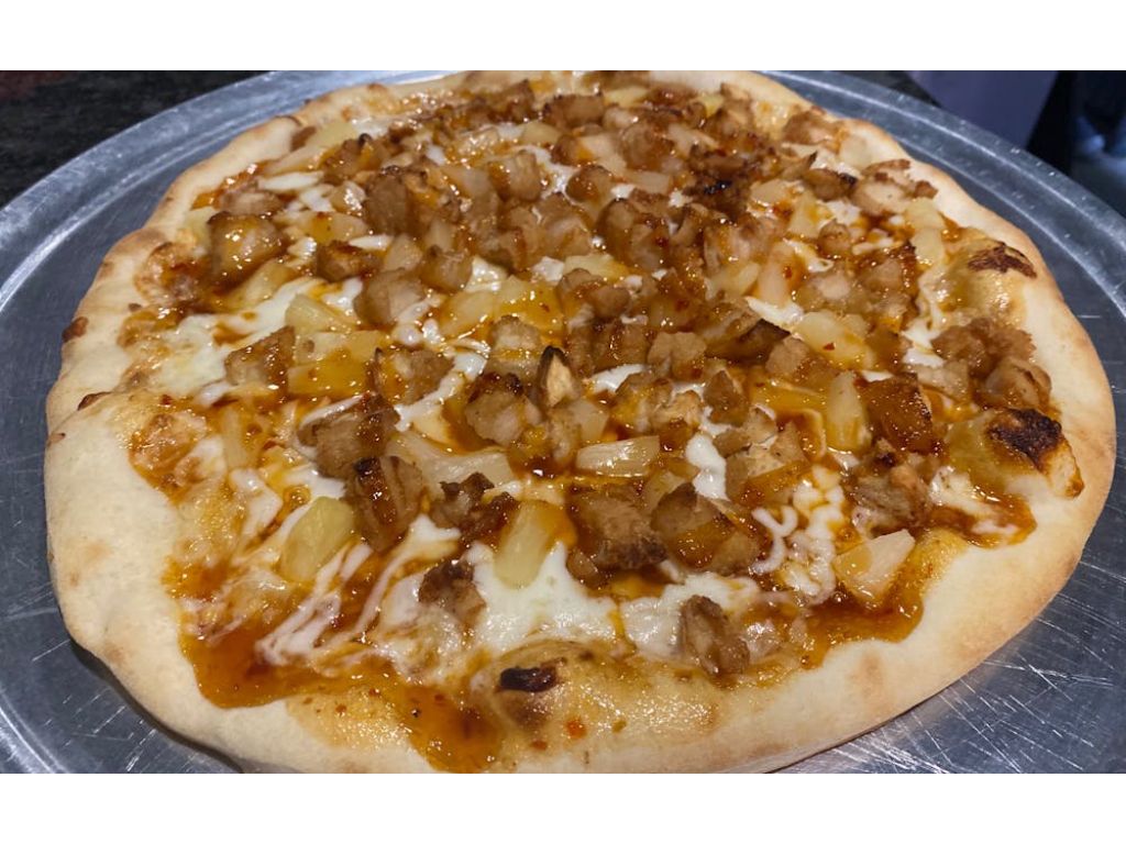 Large Thai Chicken Pizza