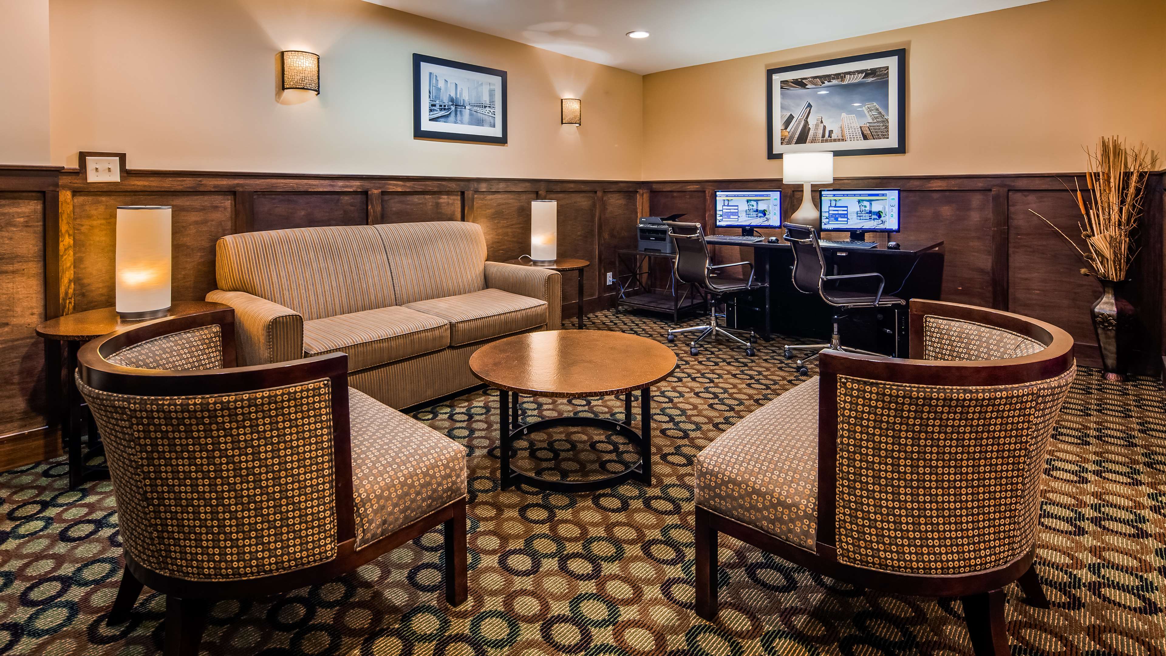 Best Western Plus Glenview-Chicagoland Inn & Suites Photo