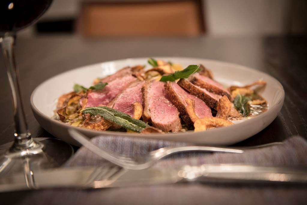 Desmond Hotel Malvern, a DoubleTree by Hilton Image