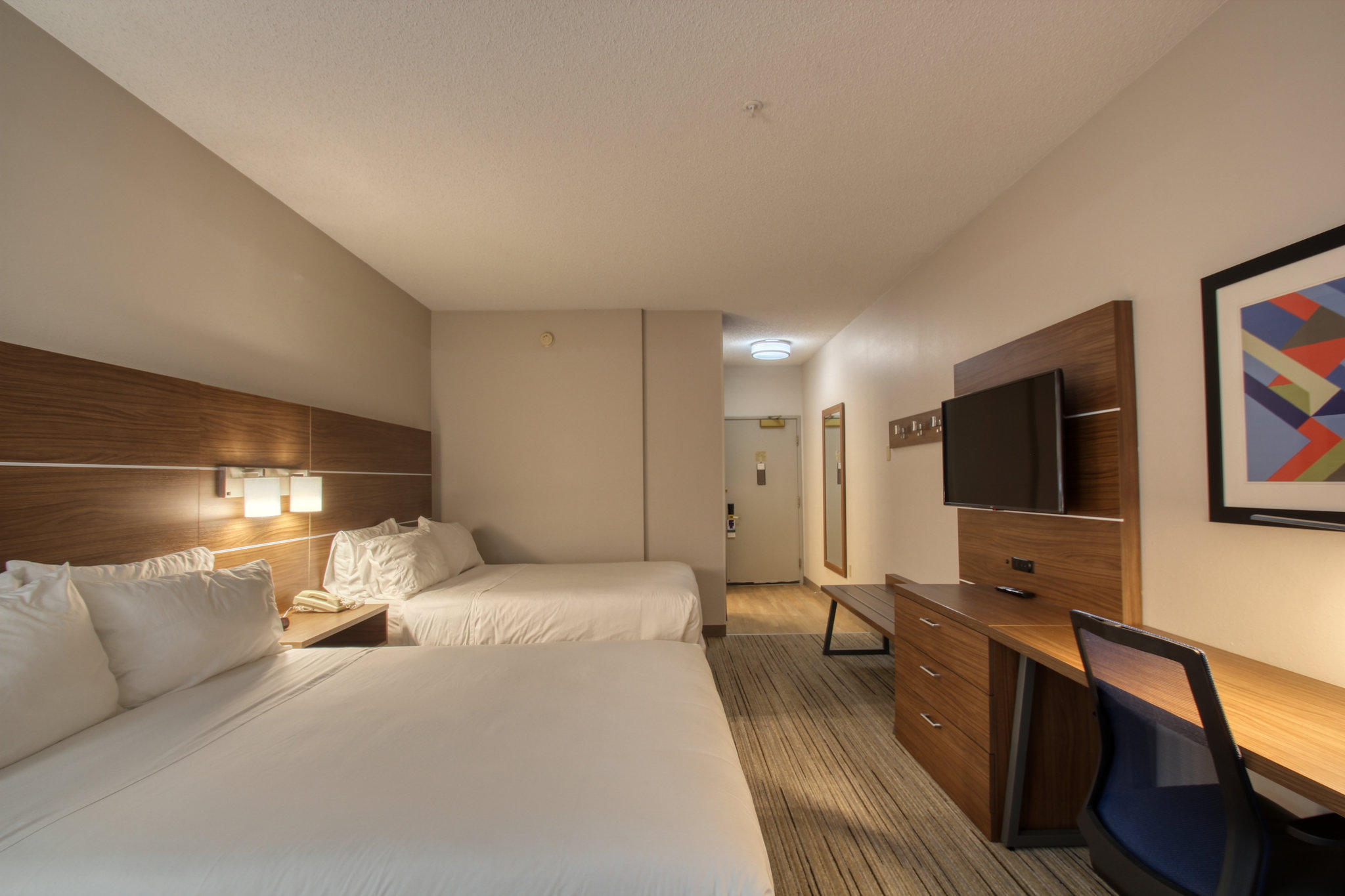 Holiday Inn Express & Suites Oshkosh-Sr 41 Photo