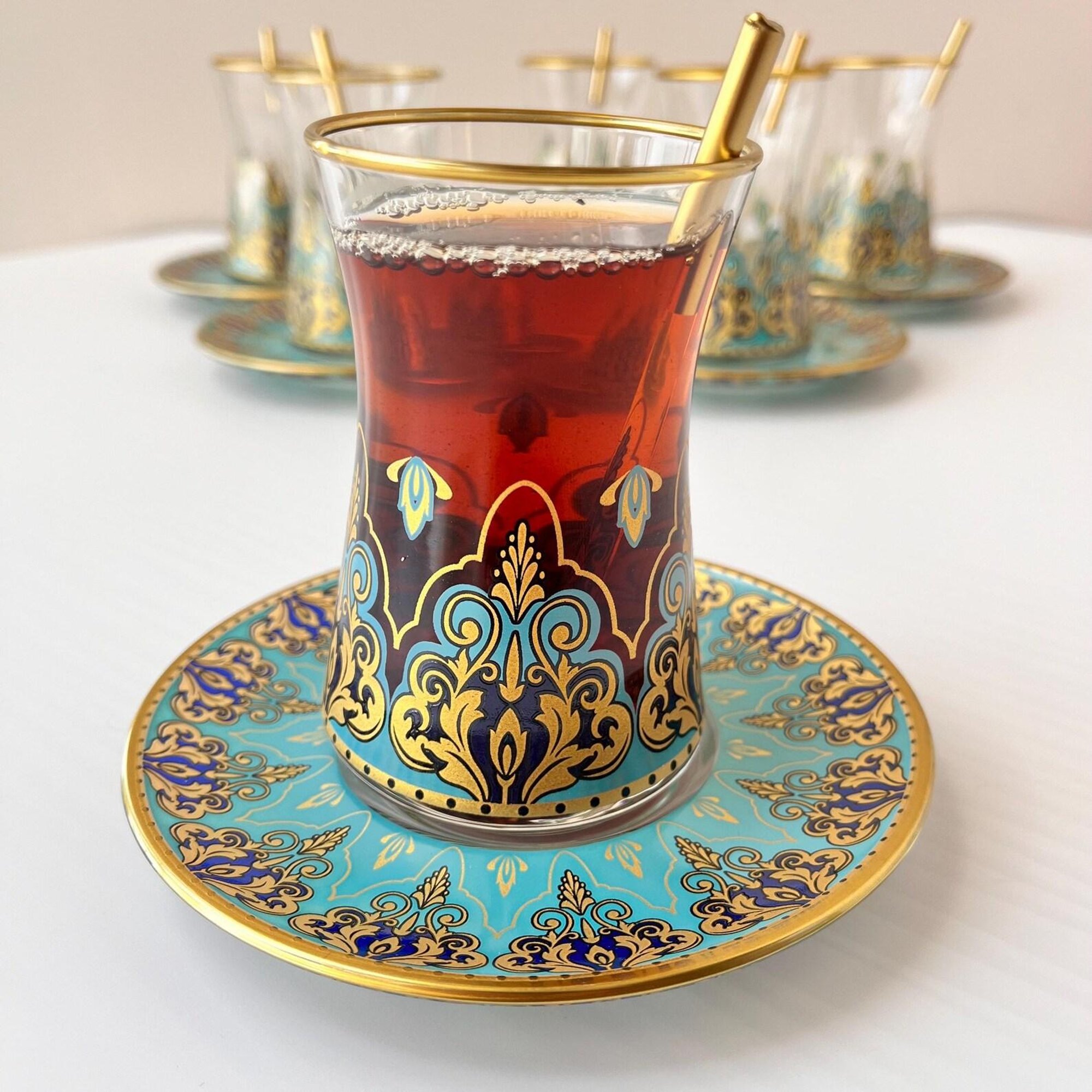 Black hot tea