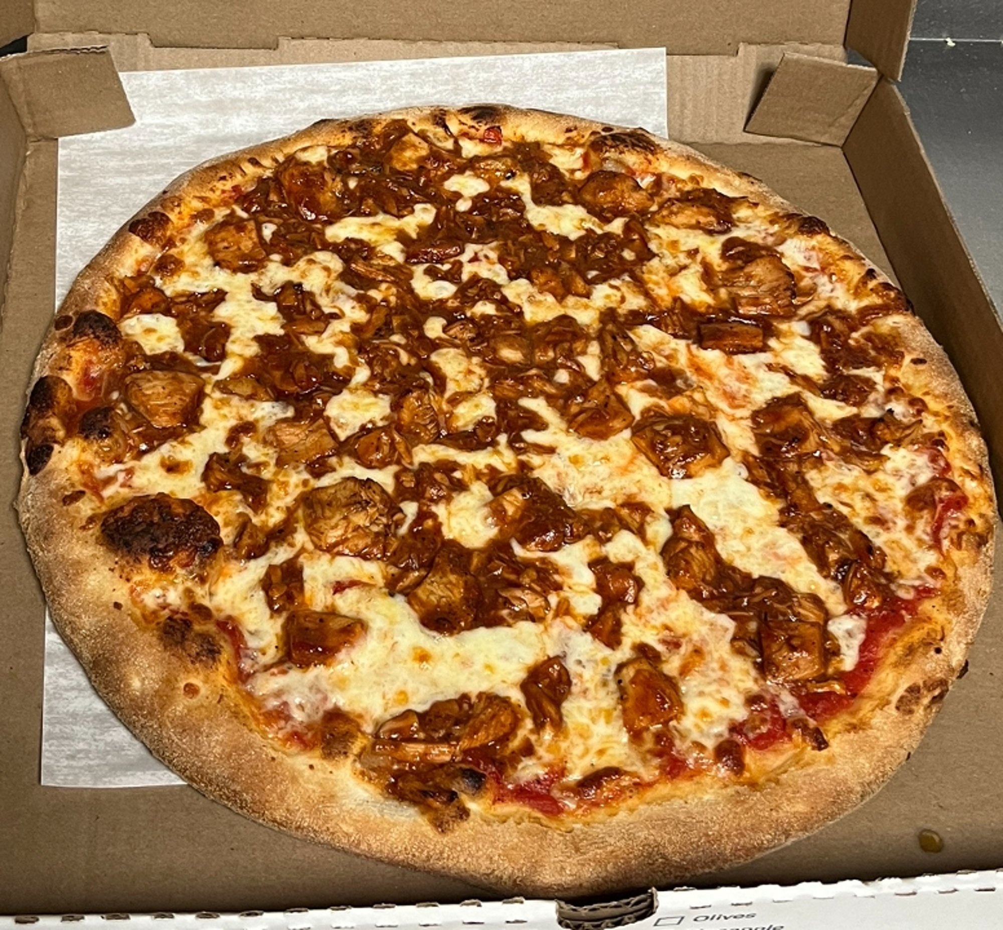 BBQ Chicken 16" Pizza