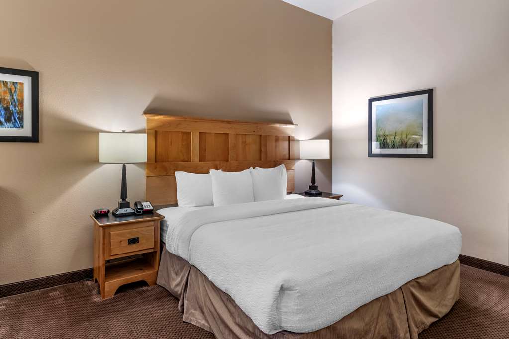 Best Western Brighton Inn Image