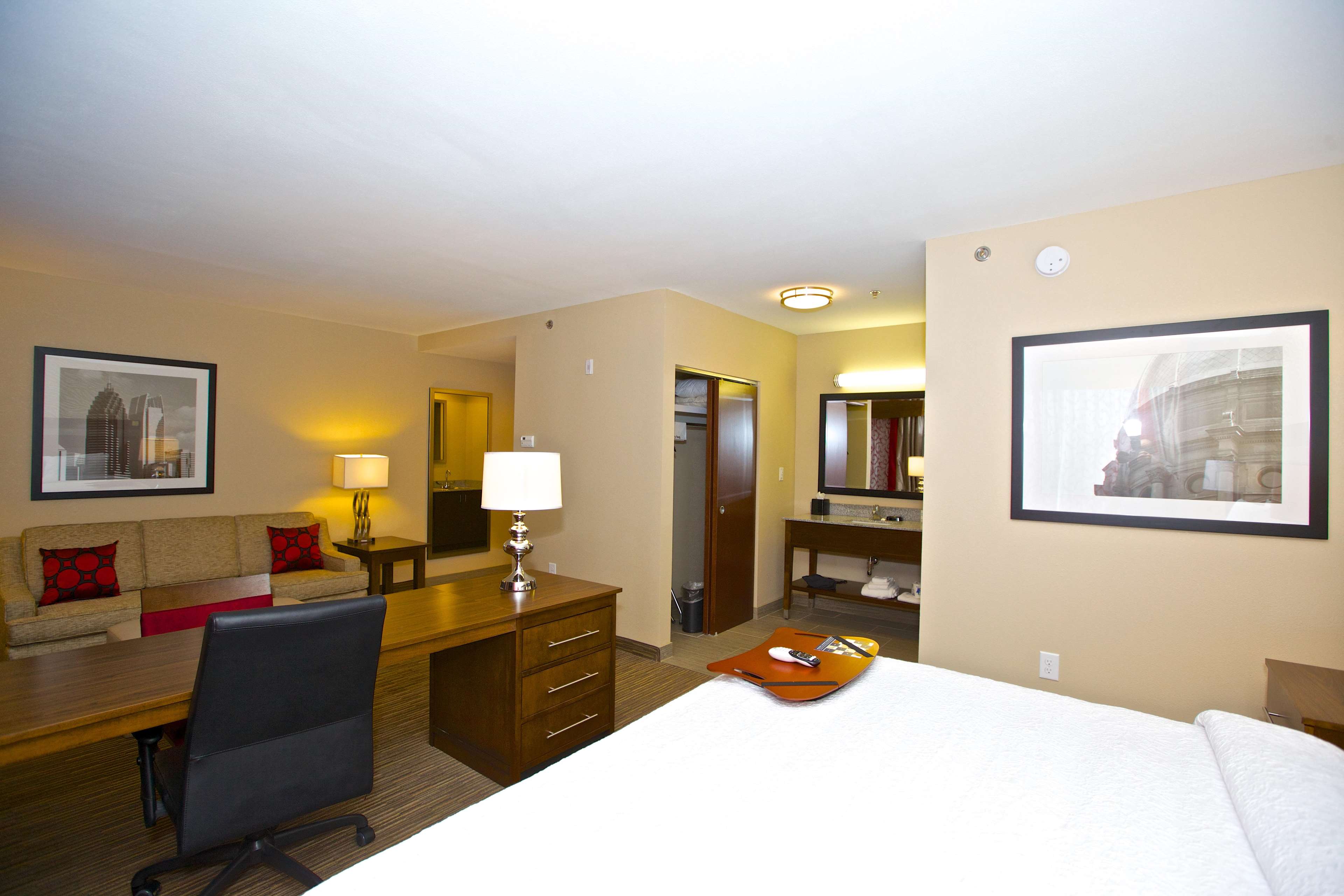 Hampton Inn Atlanta McDonough Photo