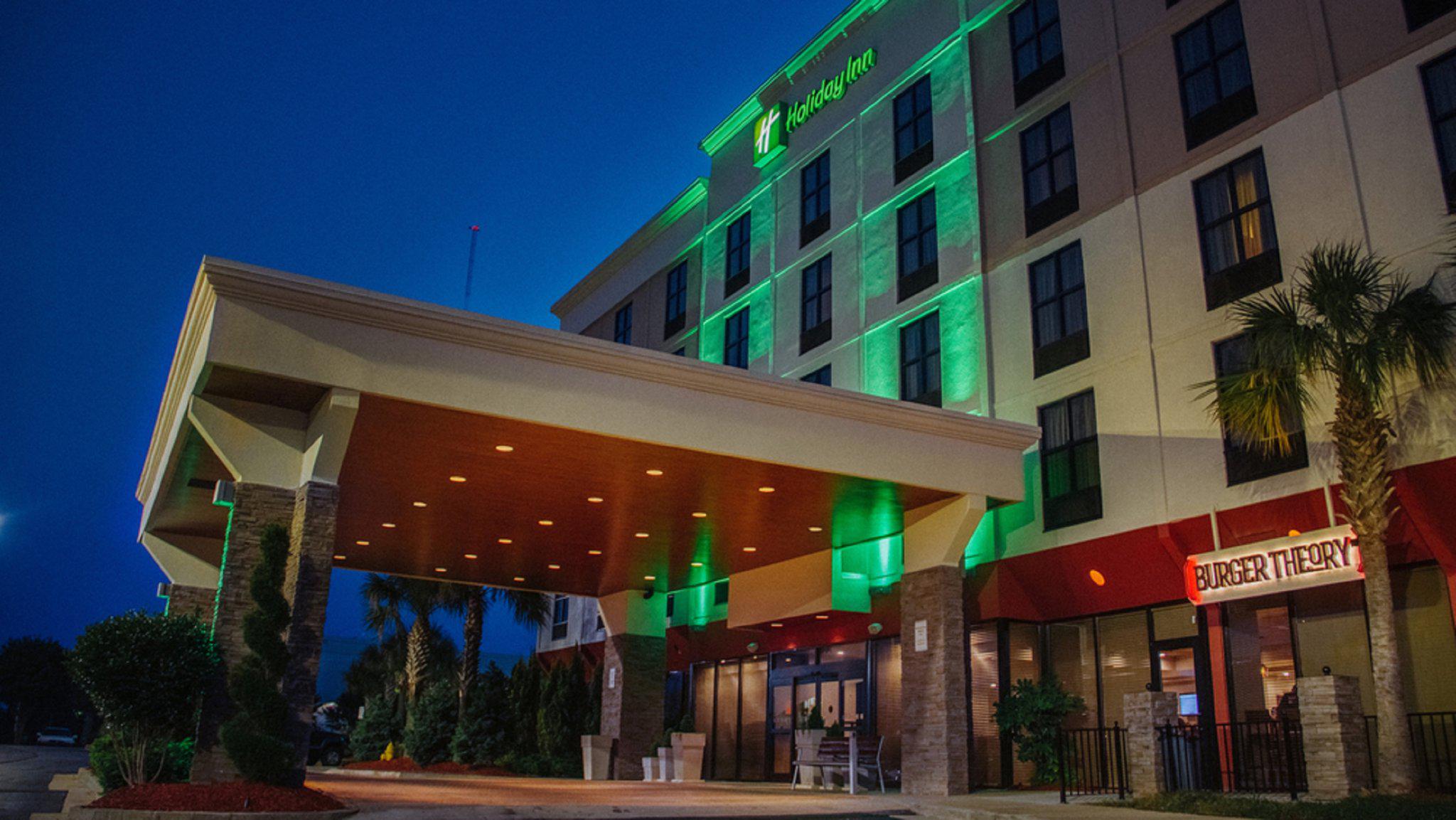 Holiday Inn Atlanta-Northlake Photo