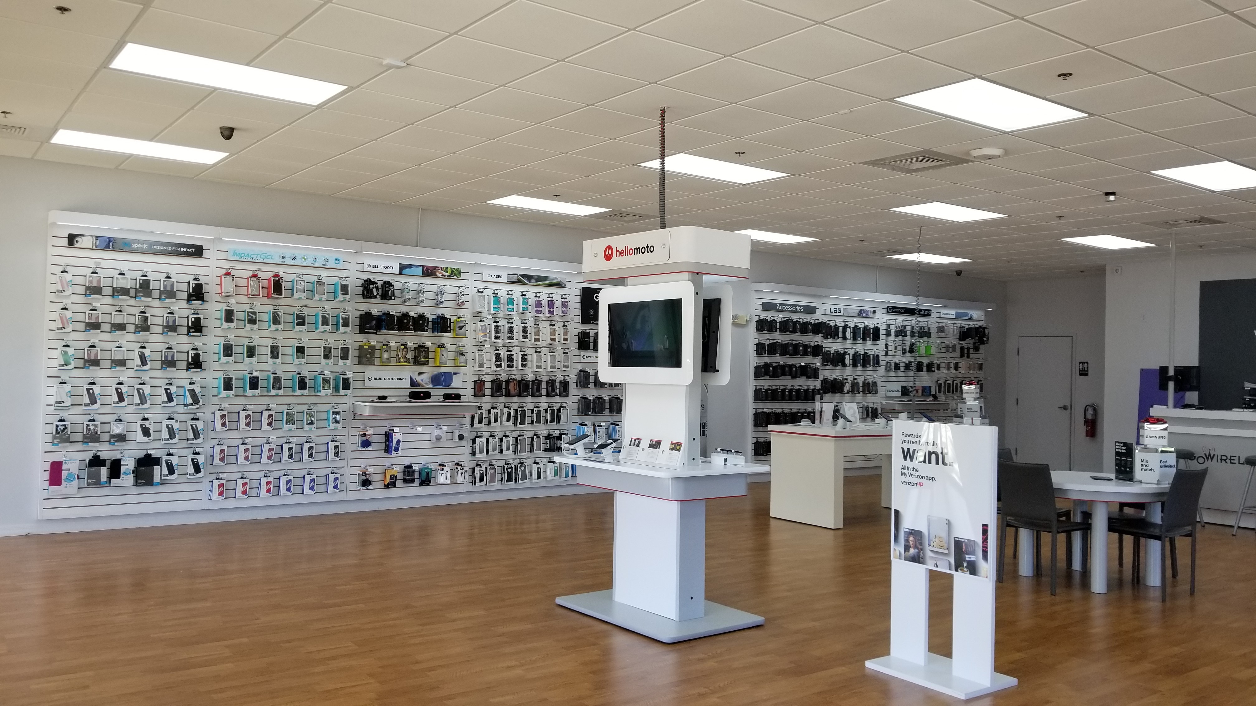 Verizon Authorized Retailer – GoWireless Photo