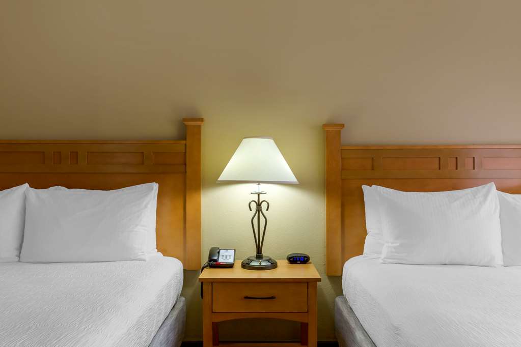 Best Western Paint Pony Lodge Image