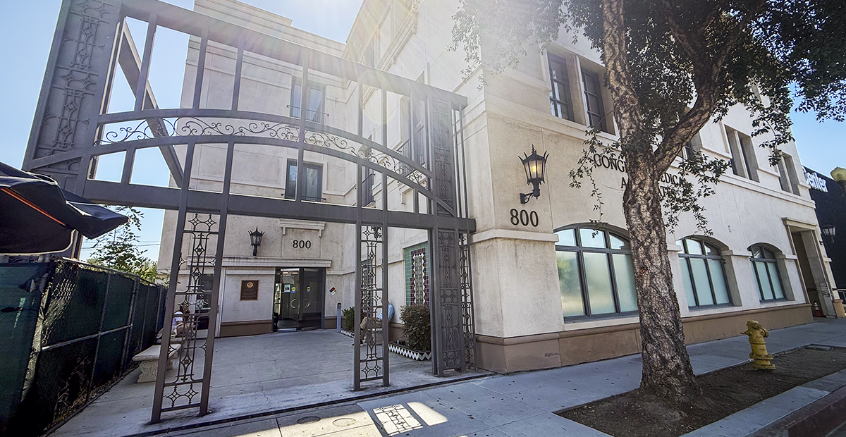 Cedars-Sinai Orthopaedics at Huntington Logo