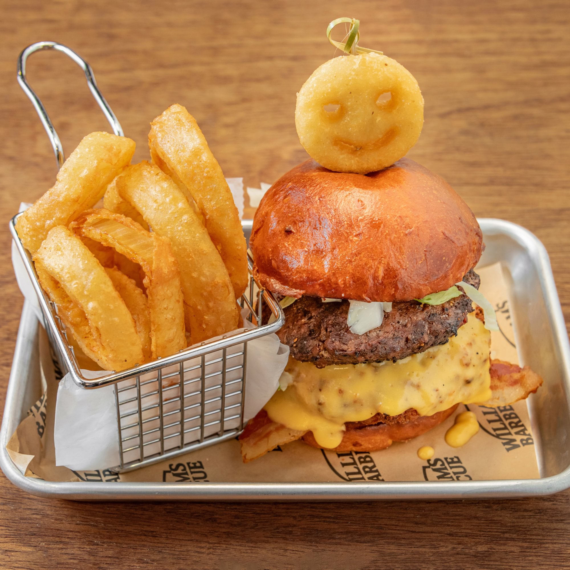 Bacon Mac 'N Cheese Burger