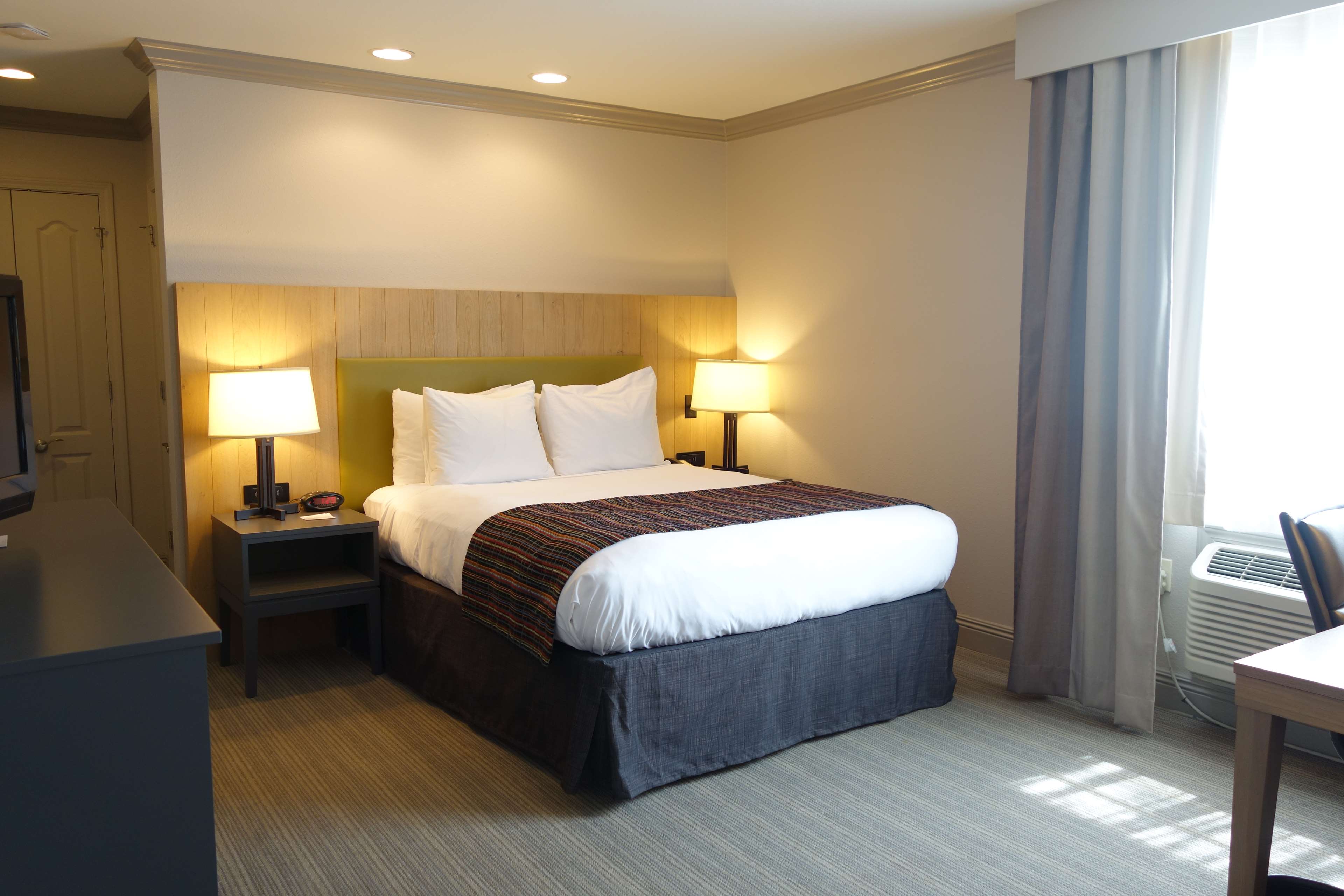 Country Inn & Suites by Radisson, Metairie (New Orleans), LA Photo