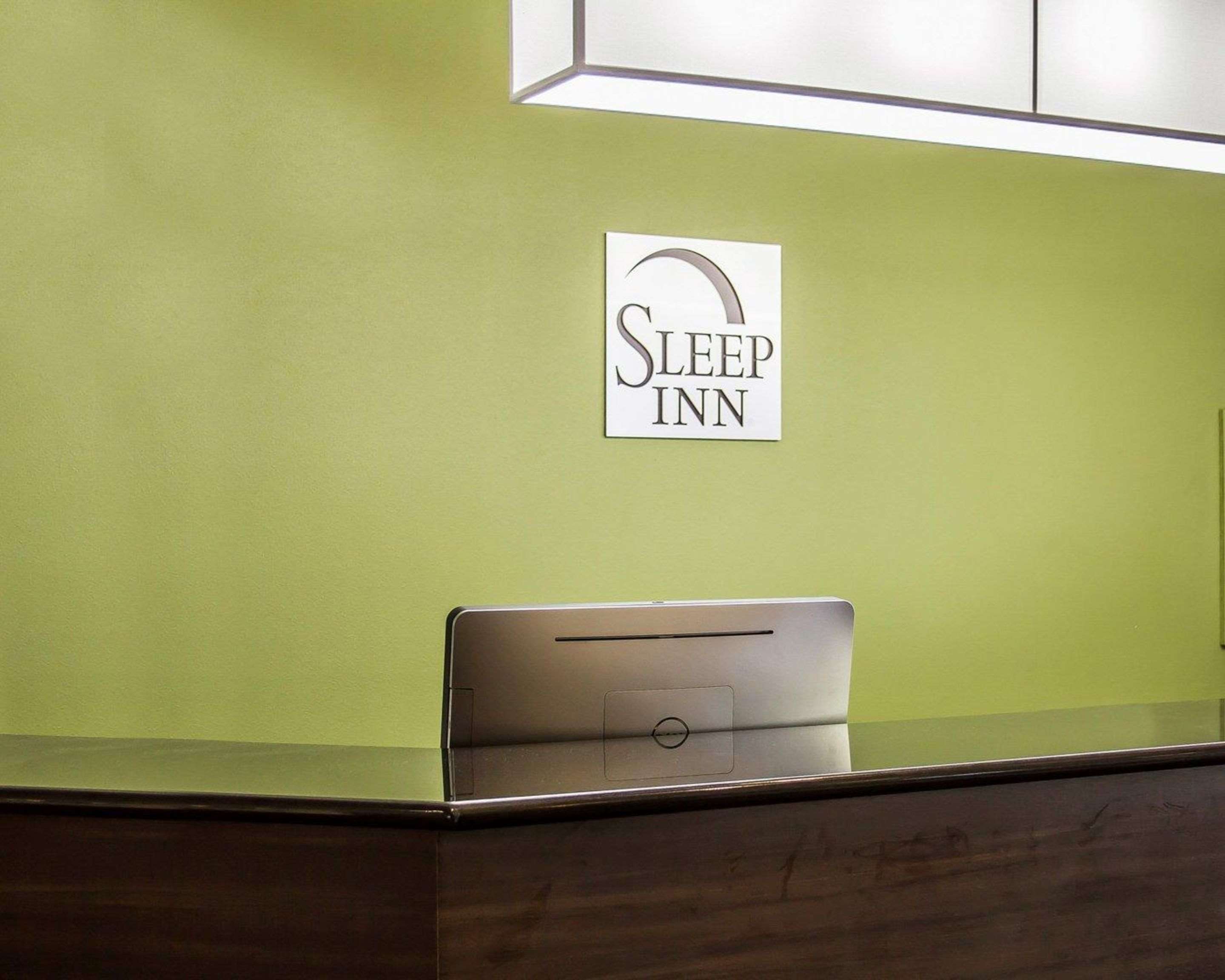 Sleep Inn & Suites Roseburg North Near Medical Center Photo