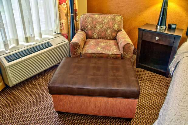 Images Hampton Inn Johnstown