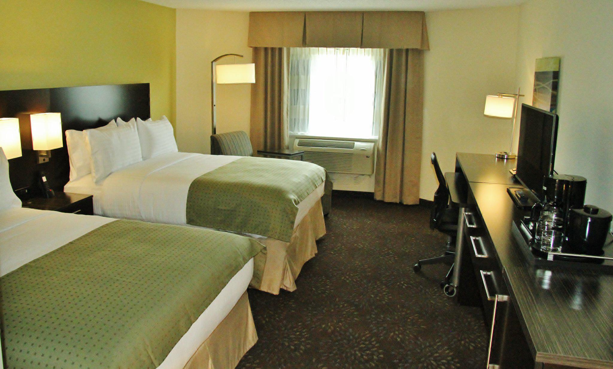 Holiday Inn Greensboro Coliseum Photo