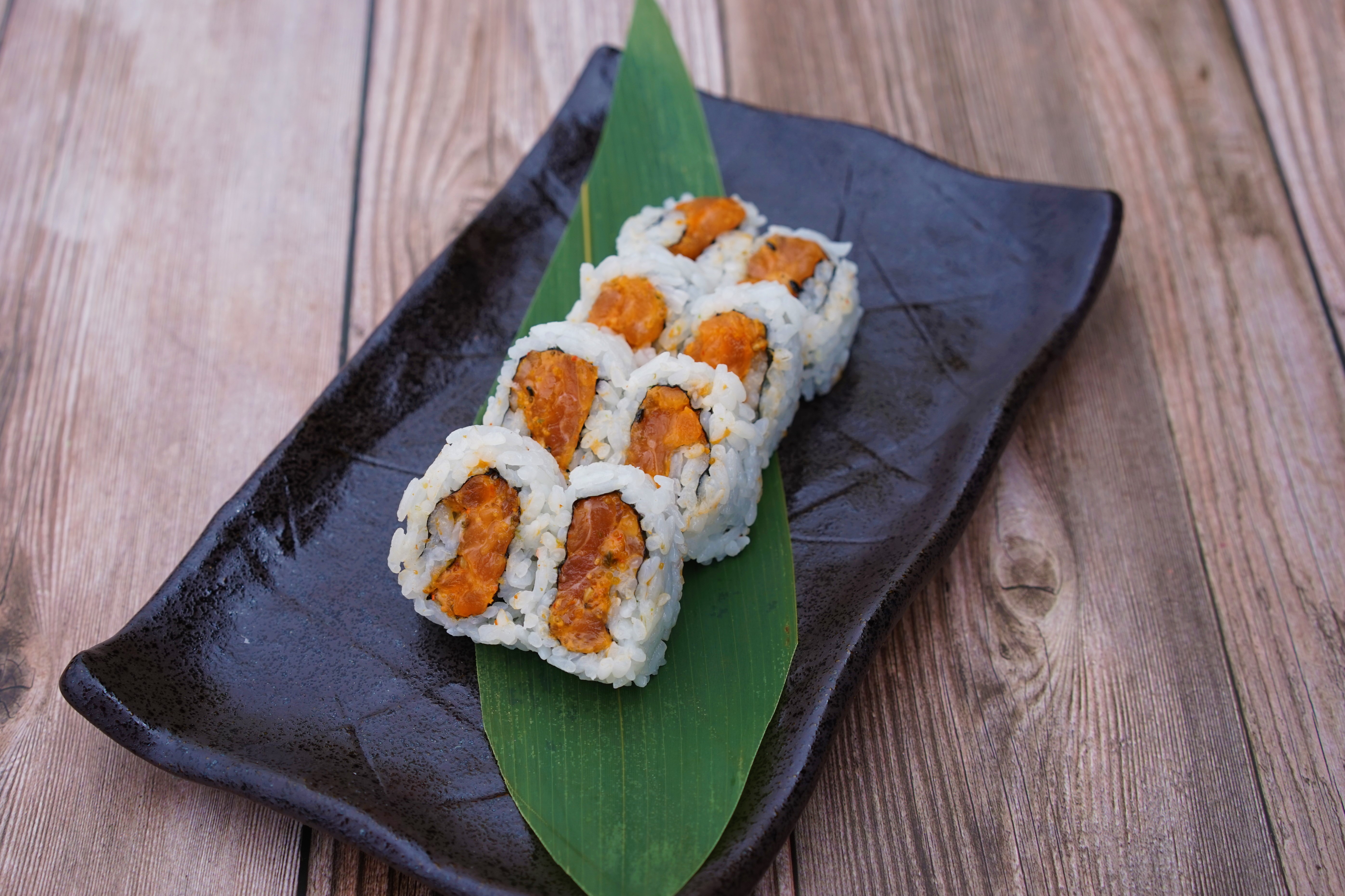 Spicy Salmon Roll