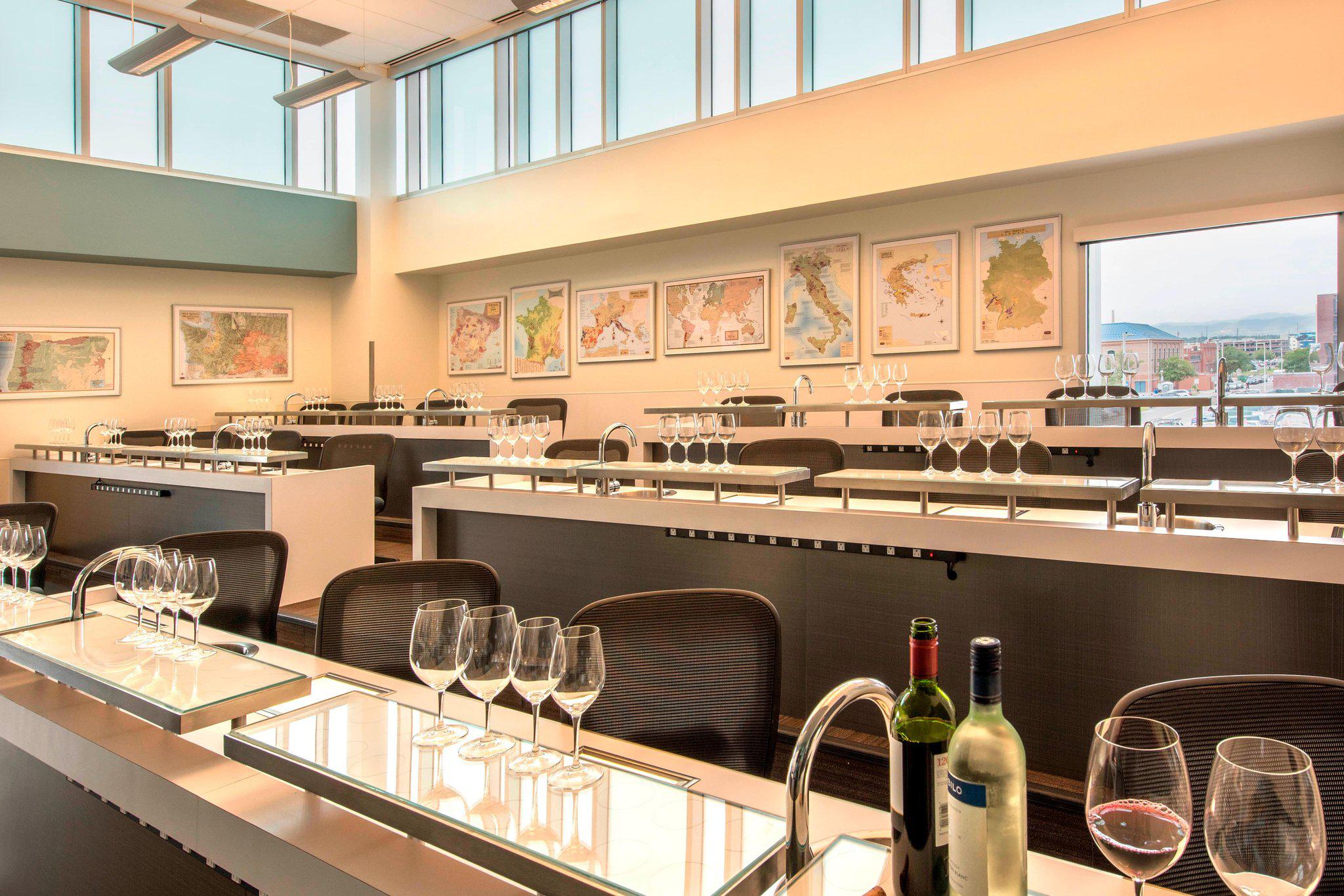 SpringHill Suites by Marriott Denver Downtown Photo