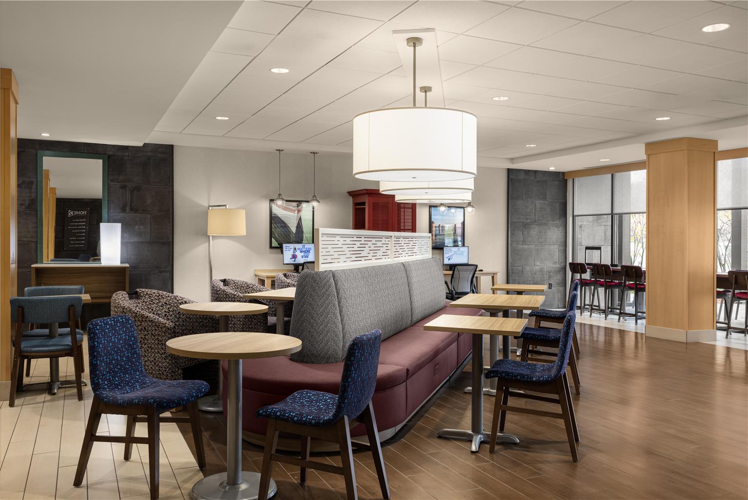 Home2 Suites by Hilton Minneapolis-Eden Prairie Image