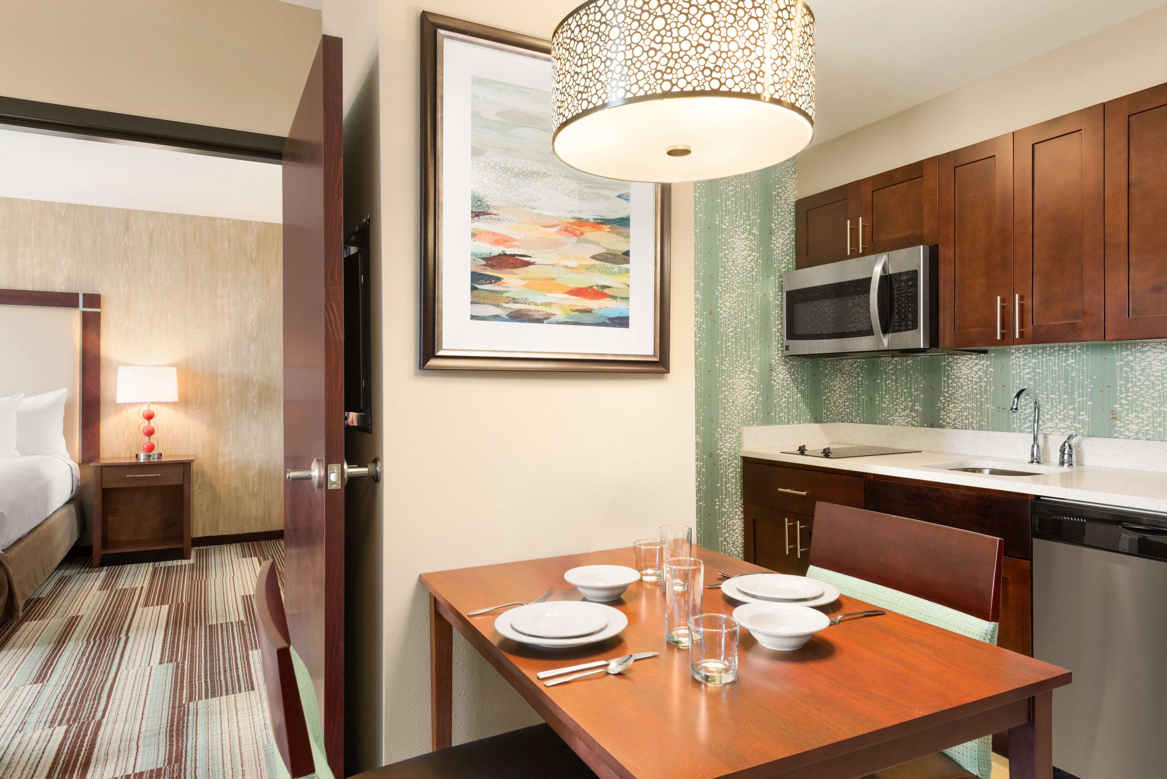 Homewood Suites by Hilton Atlanta/Perimeter Center Photo