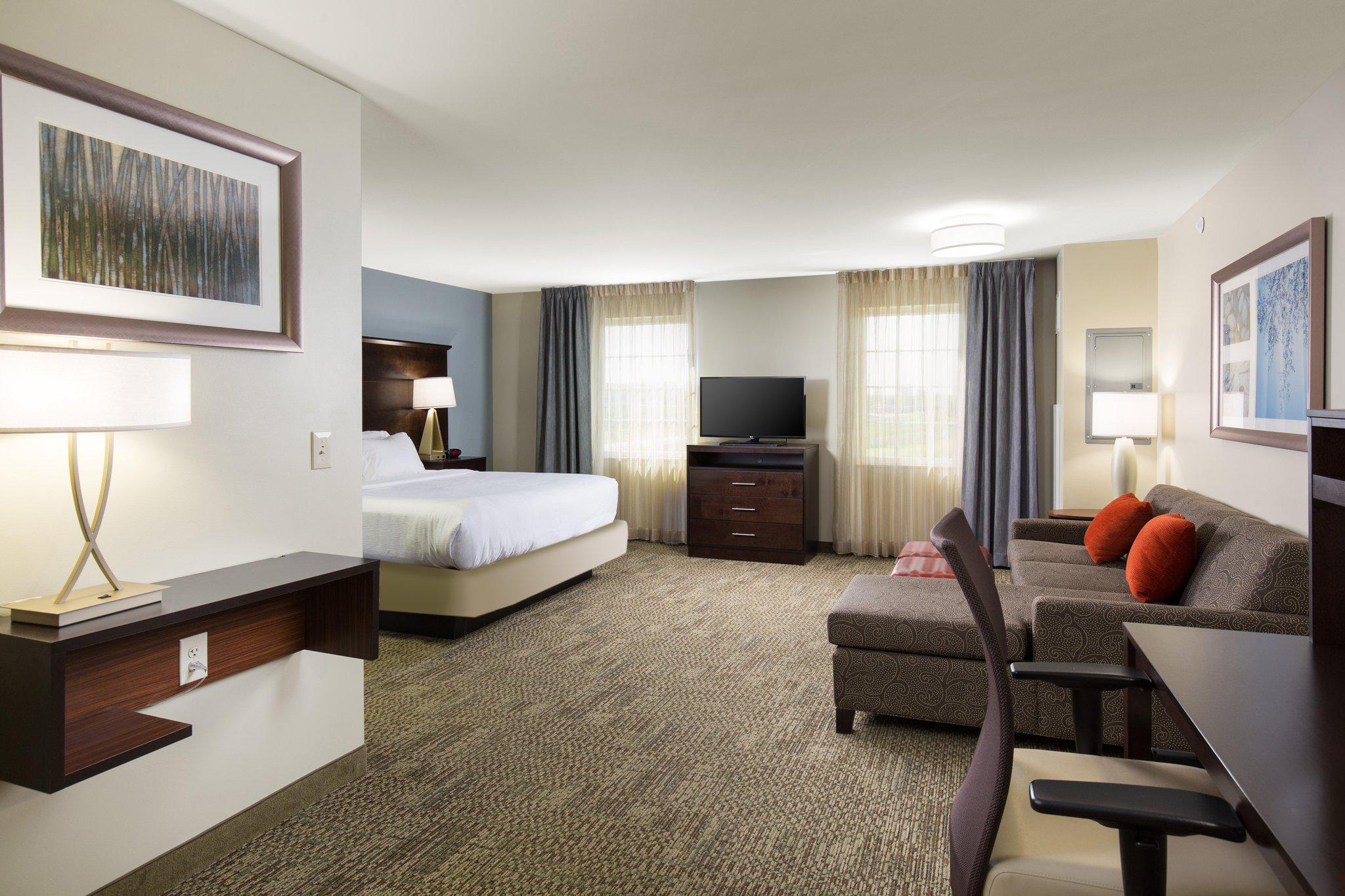 Staybridge Suites Phoenix - Chandler Photo