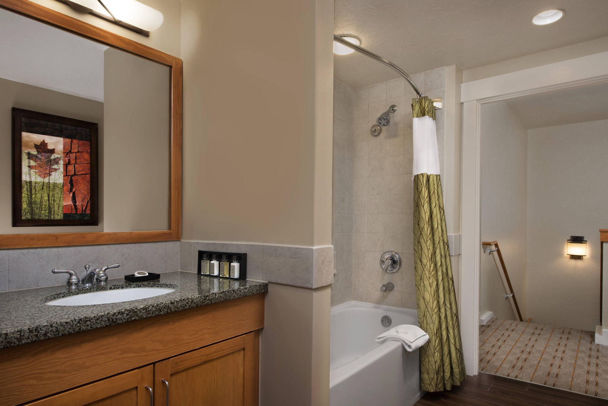 Grand Residences by Marriott, Tahoe - 1 to 3 bedrooms & Pent. Photo