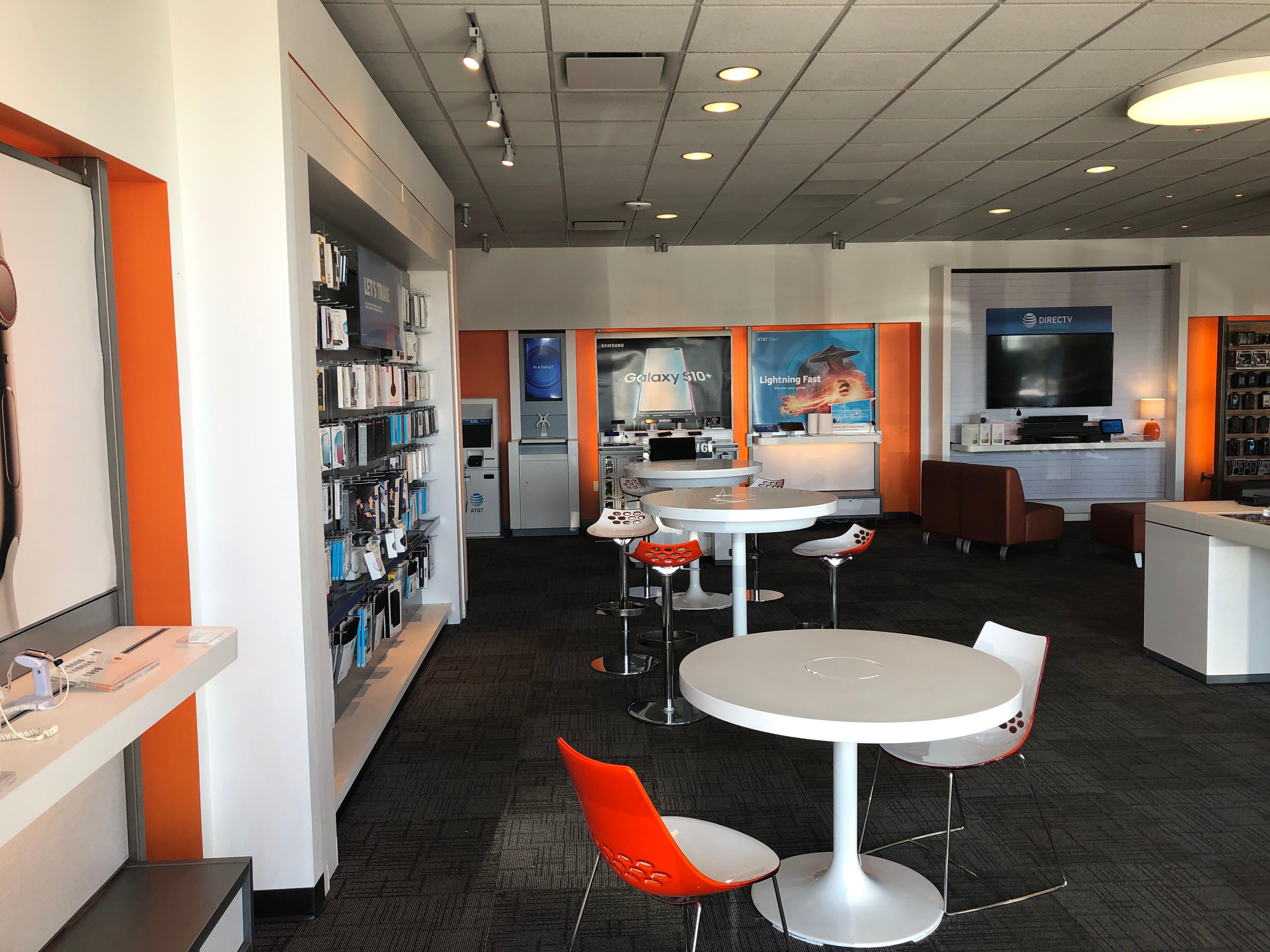 AT&T Store Photo