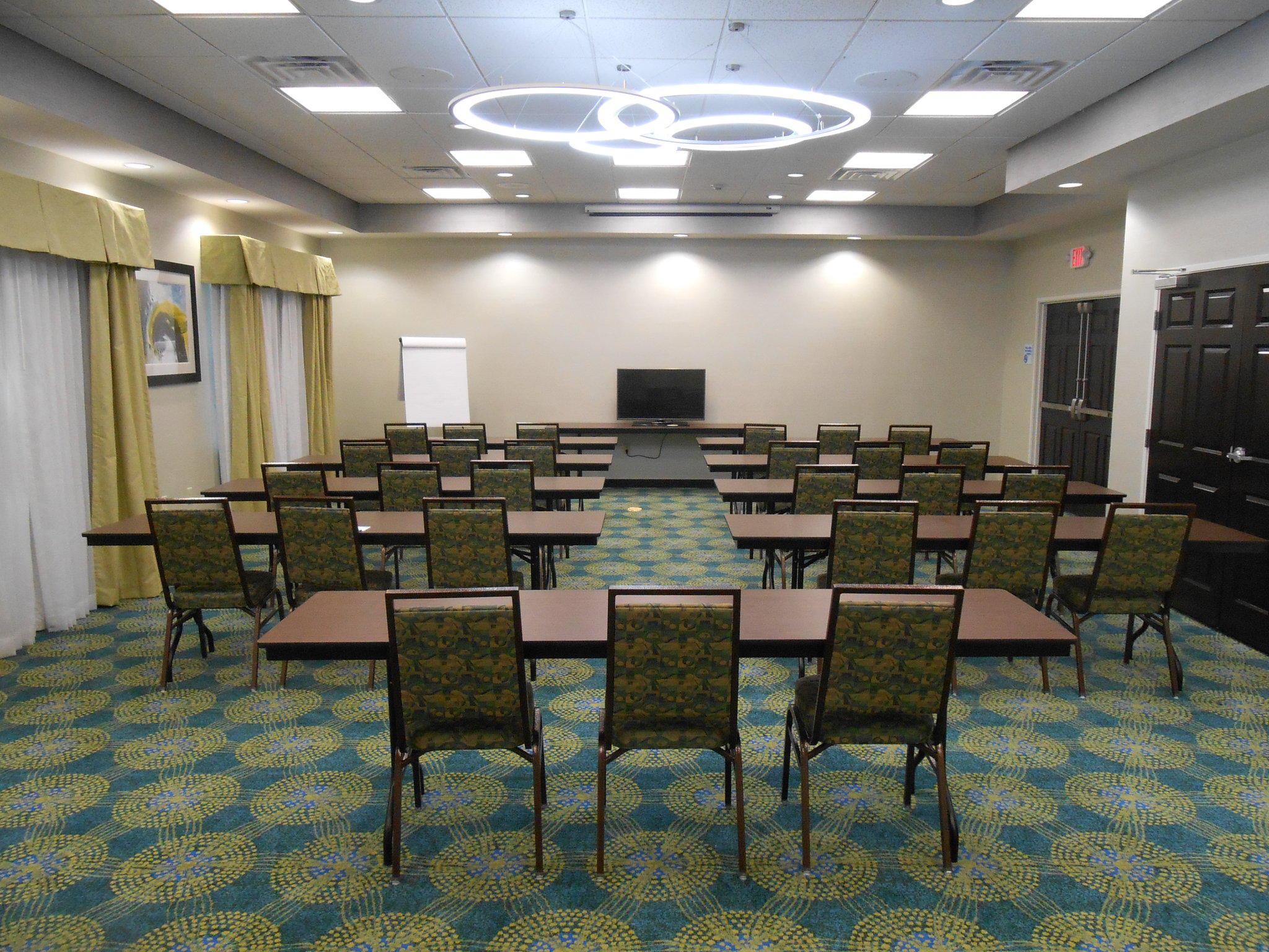 Holiday Inn Express & Suites Houston Northwest-Brookhollow Photo