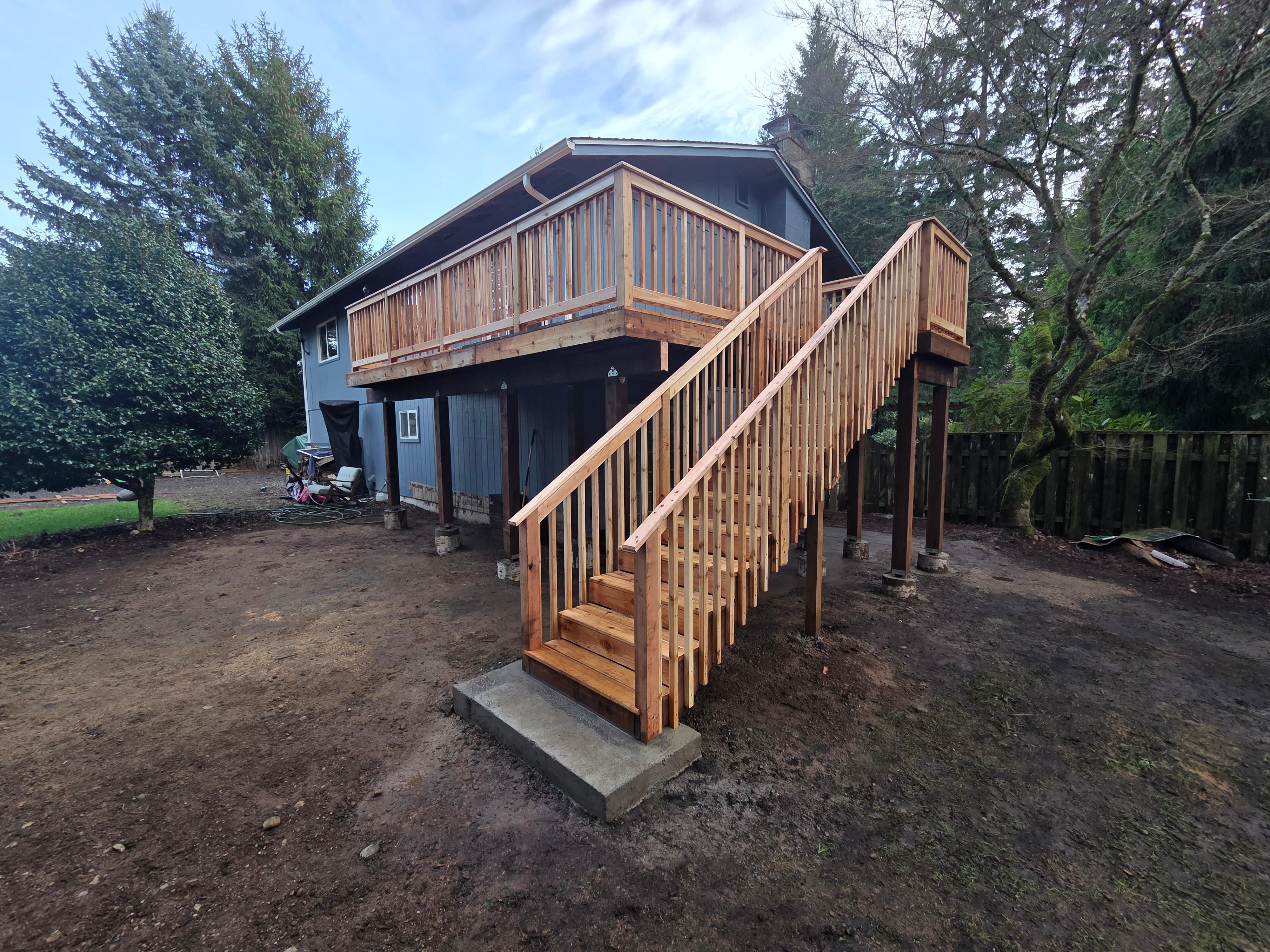 Harbor Deck and Fence Image
