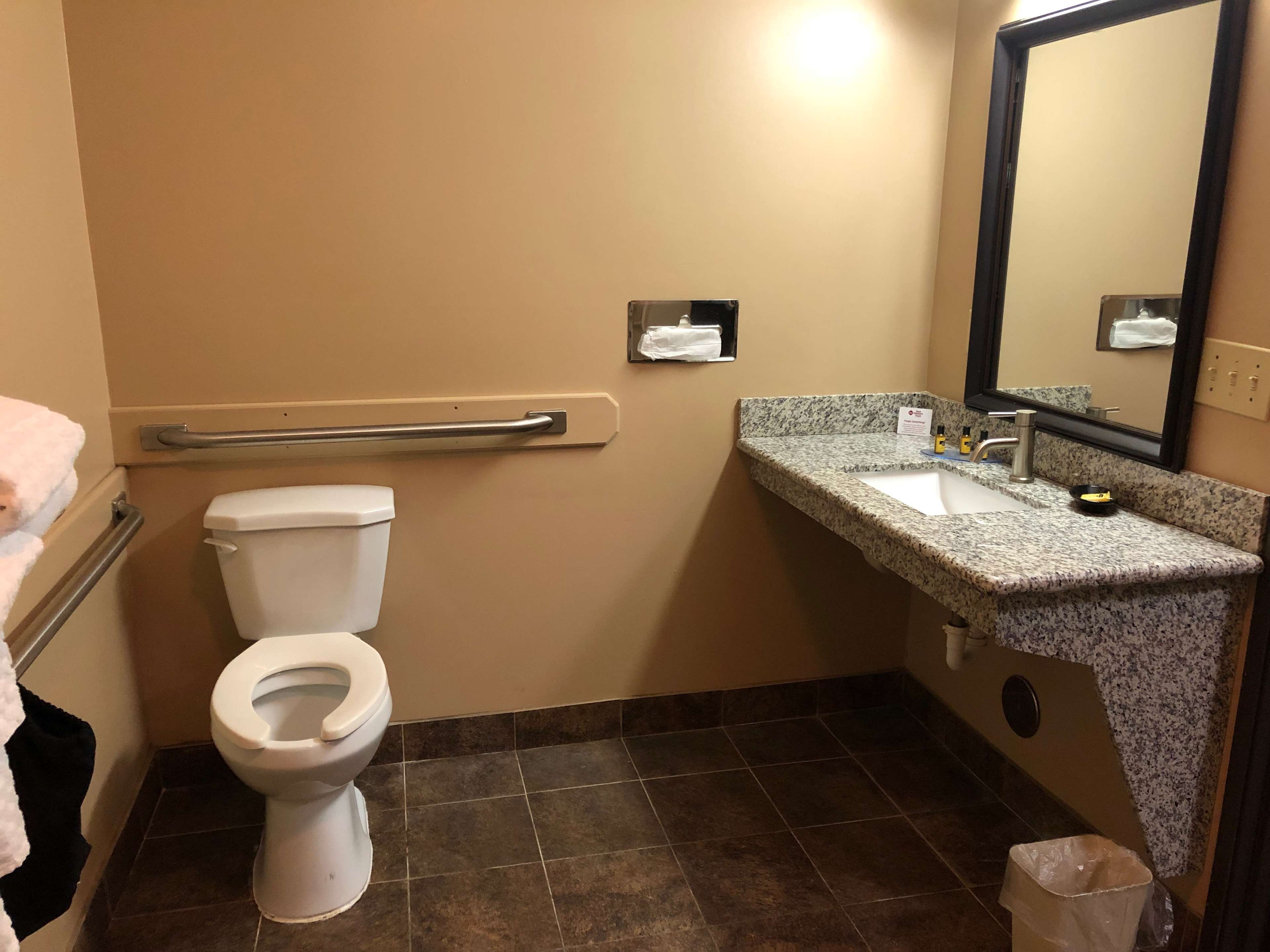 Best Western Plus Coldwater Hotel Photo