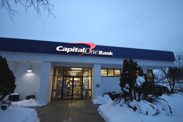 Capital One Bank Photo