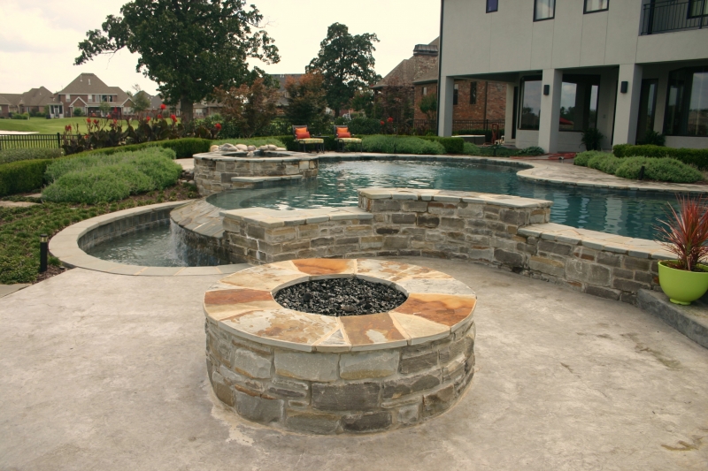 Burton Pools & Spas Photo