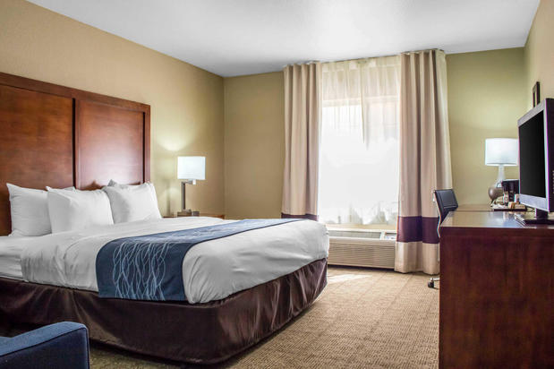 Images Comfort Inn & Suites at Talavi
