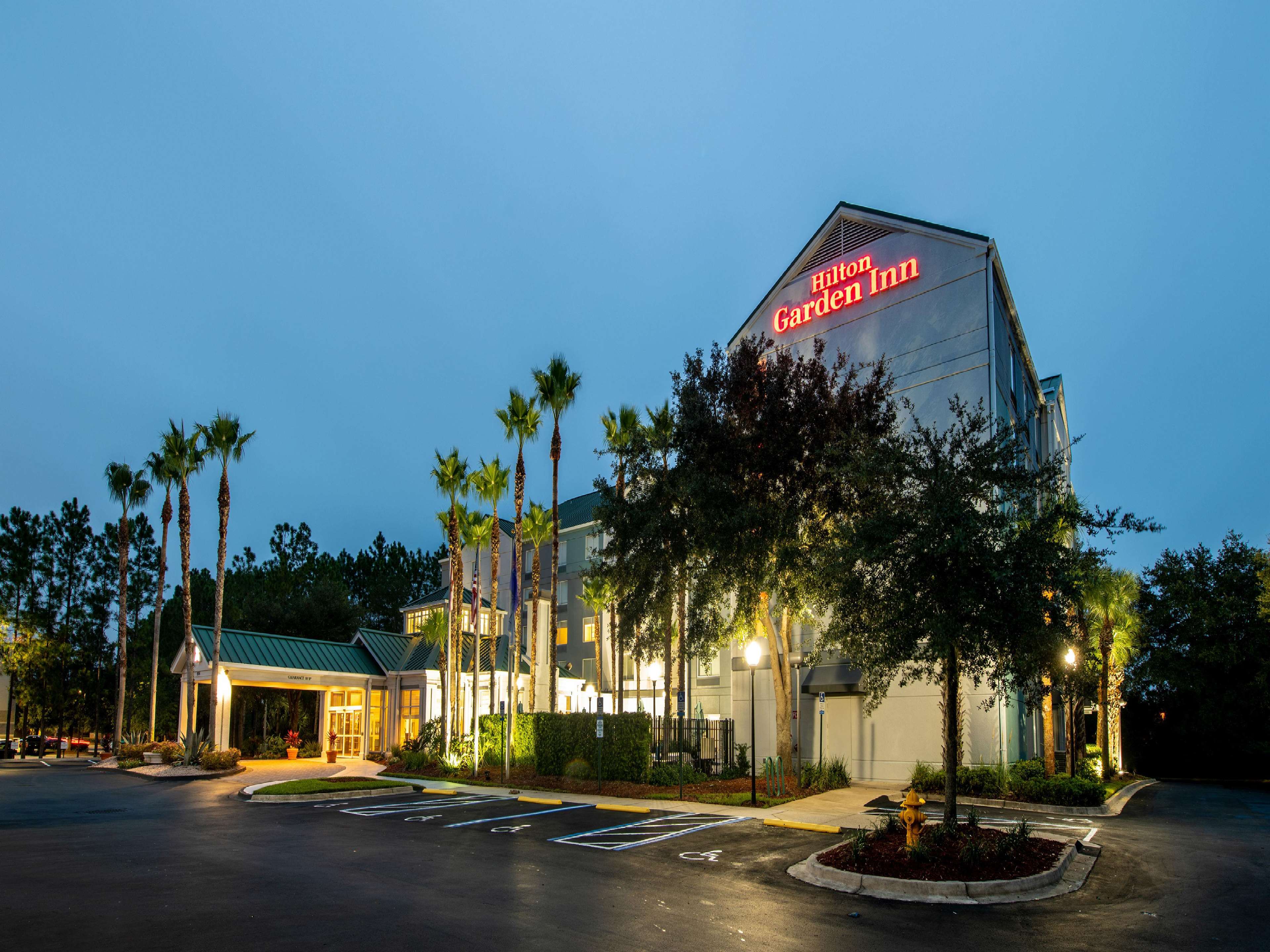 Hilton Garden Inn Jacksonville JTB/Deerwood Park Photo