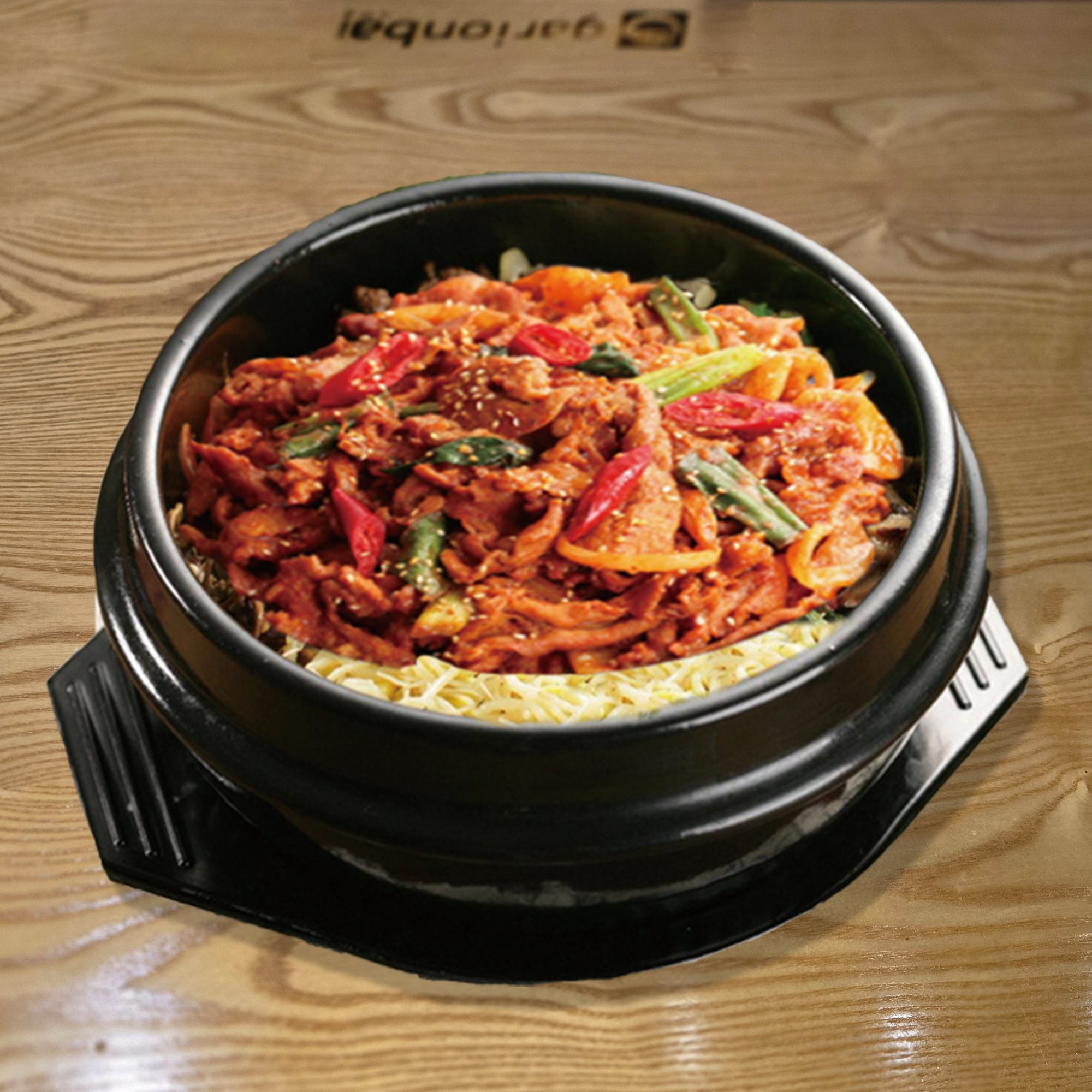 Spicy pork bulgogi stone bibimbap/제육돌솥비빔밥