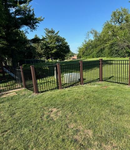 Top Rail Fence Naperville Image