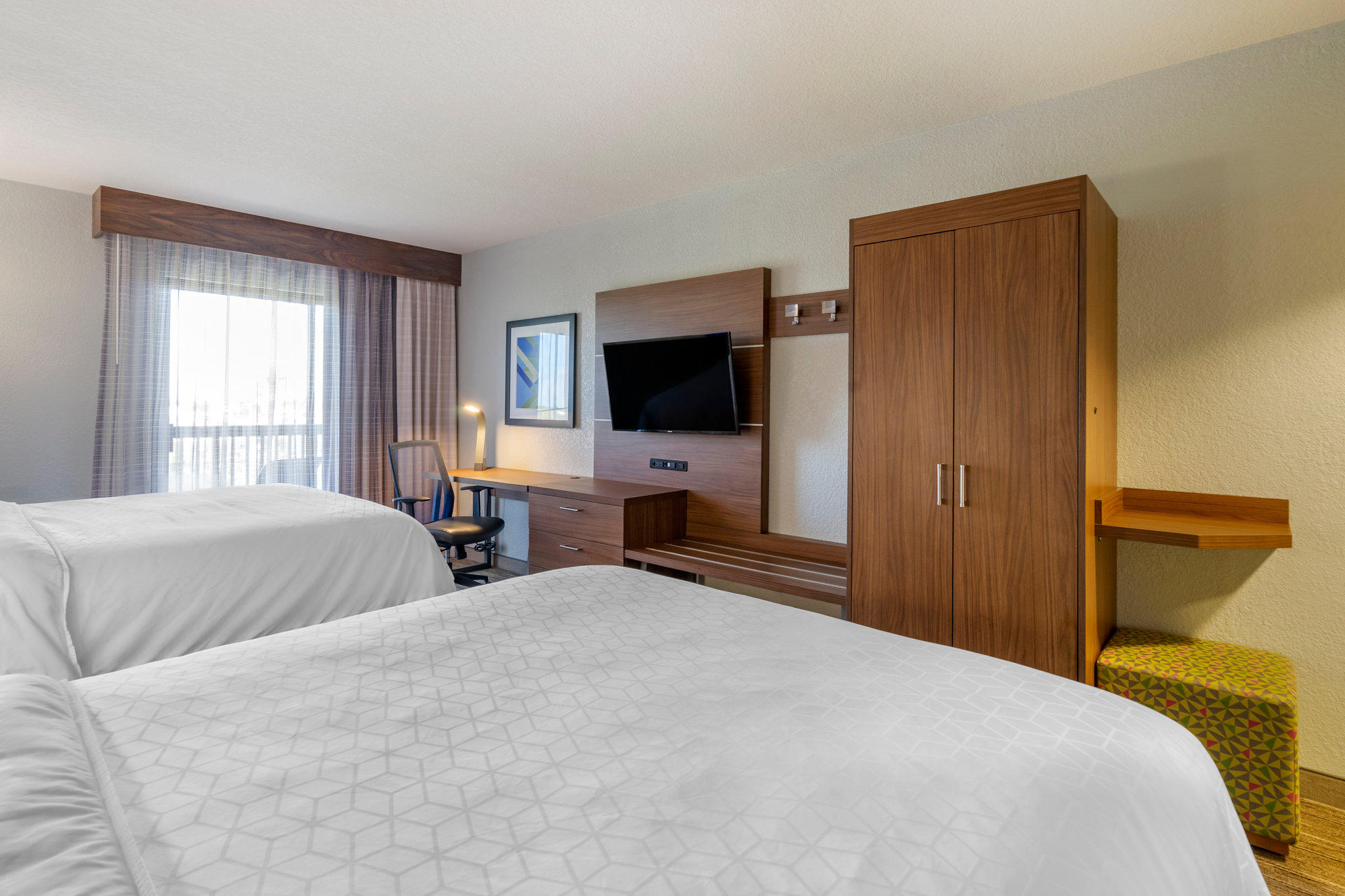 Holiday Inn Express Cape Coral-Fort Myers Area Photo