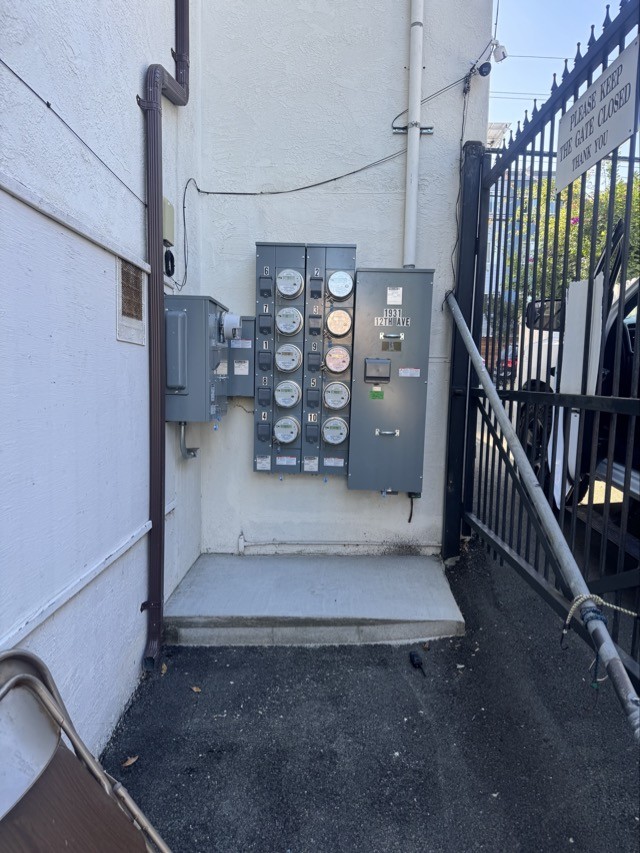 Kardon Electric Company Inc Image