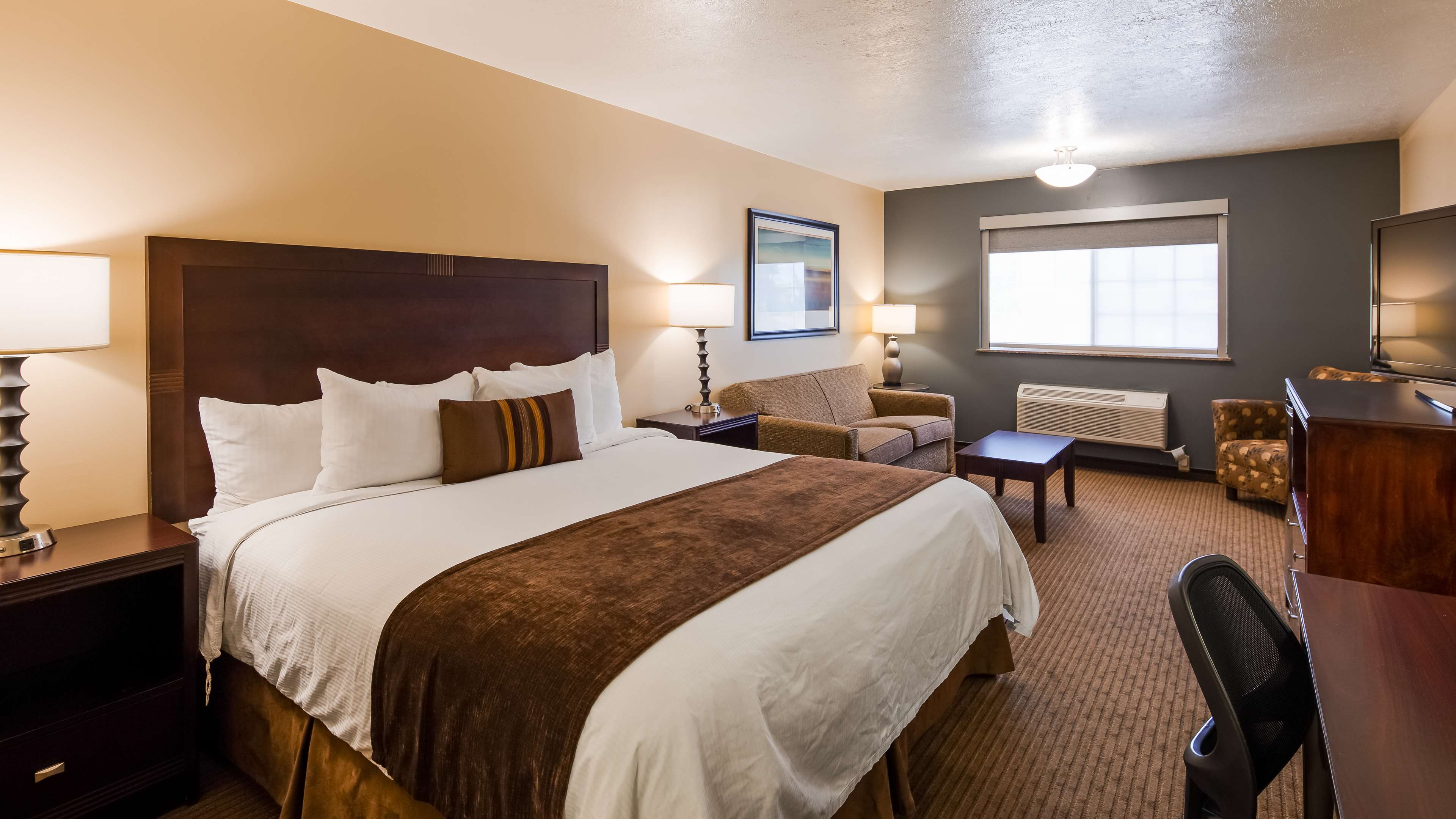 Best Western Plus CottonTree Inn Photo