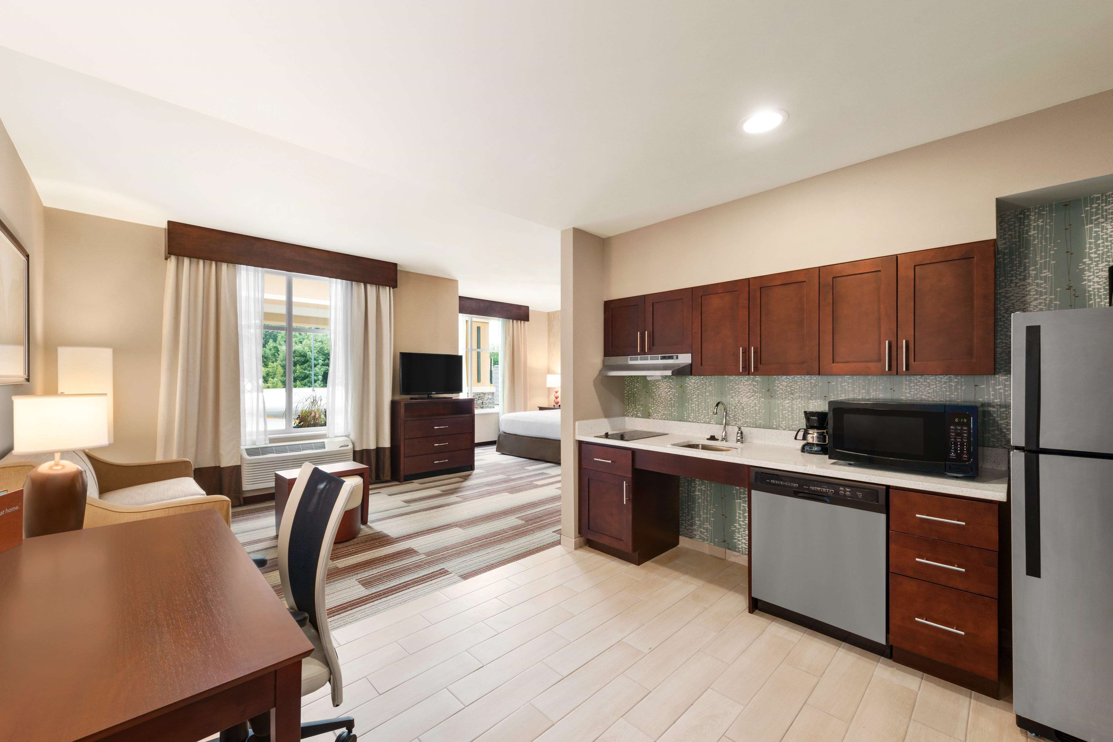 Homewood Suites by Hilton Atlanta/Perimeter Center Photo