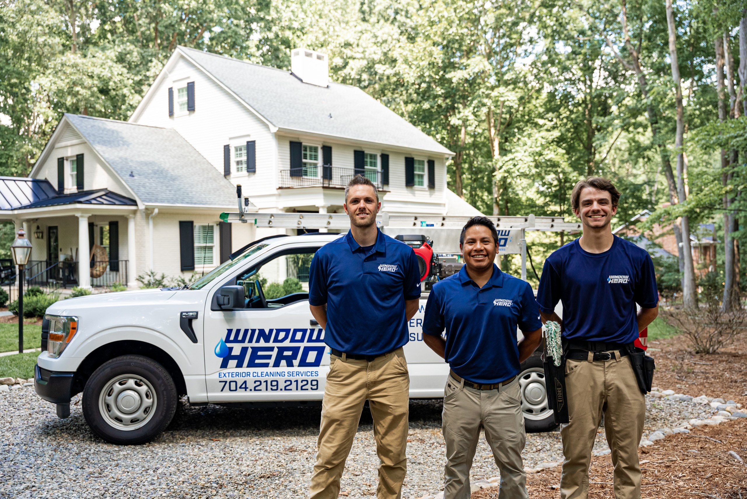 Window Hero Charlotte Image