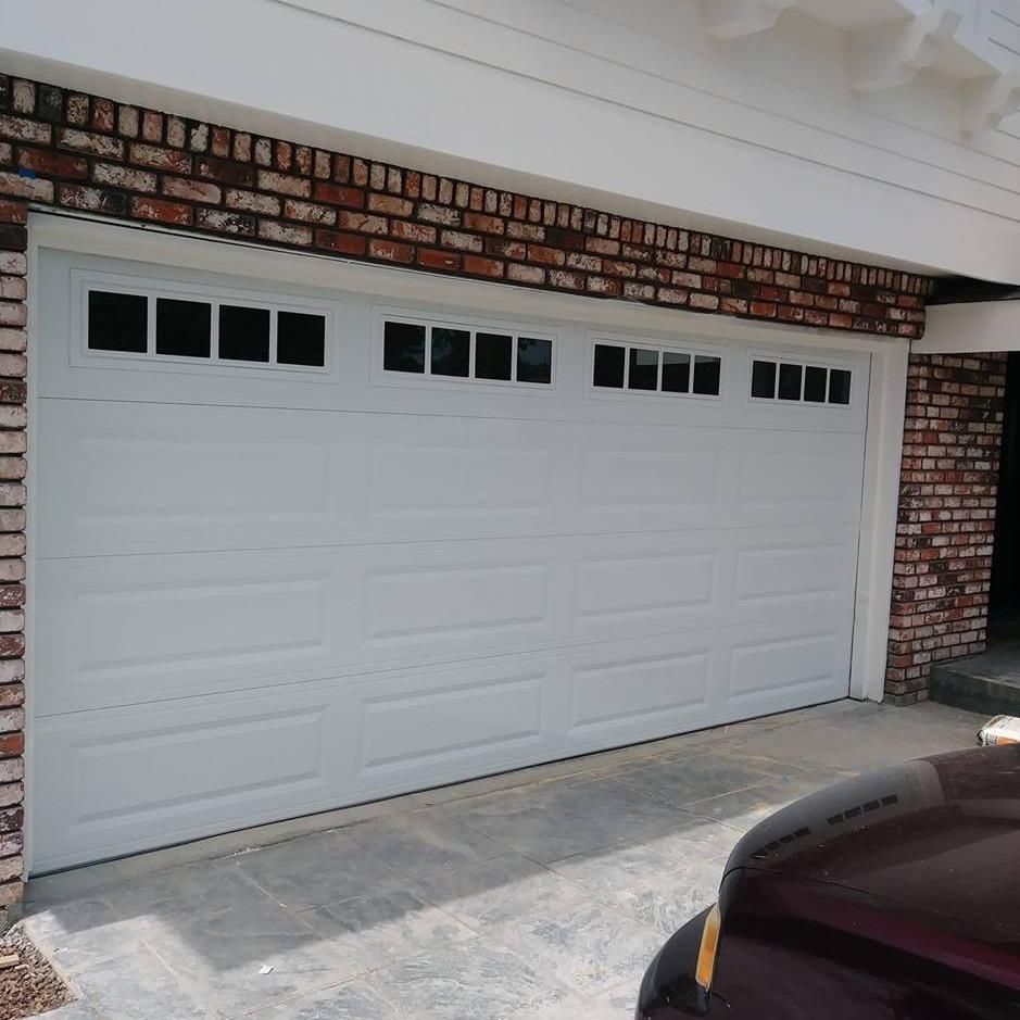 Big D's Garage Doors, LLC Logo