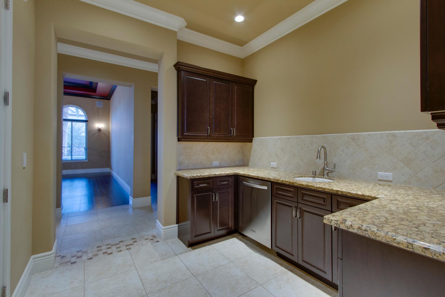 Peak Performance Realty Image