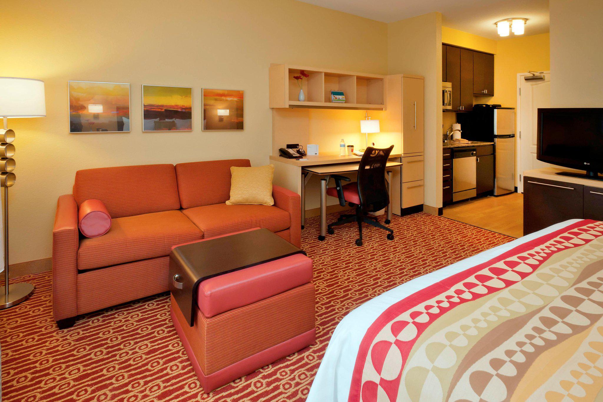 TownePlace Suites by Marriott Nashville Airport Photo